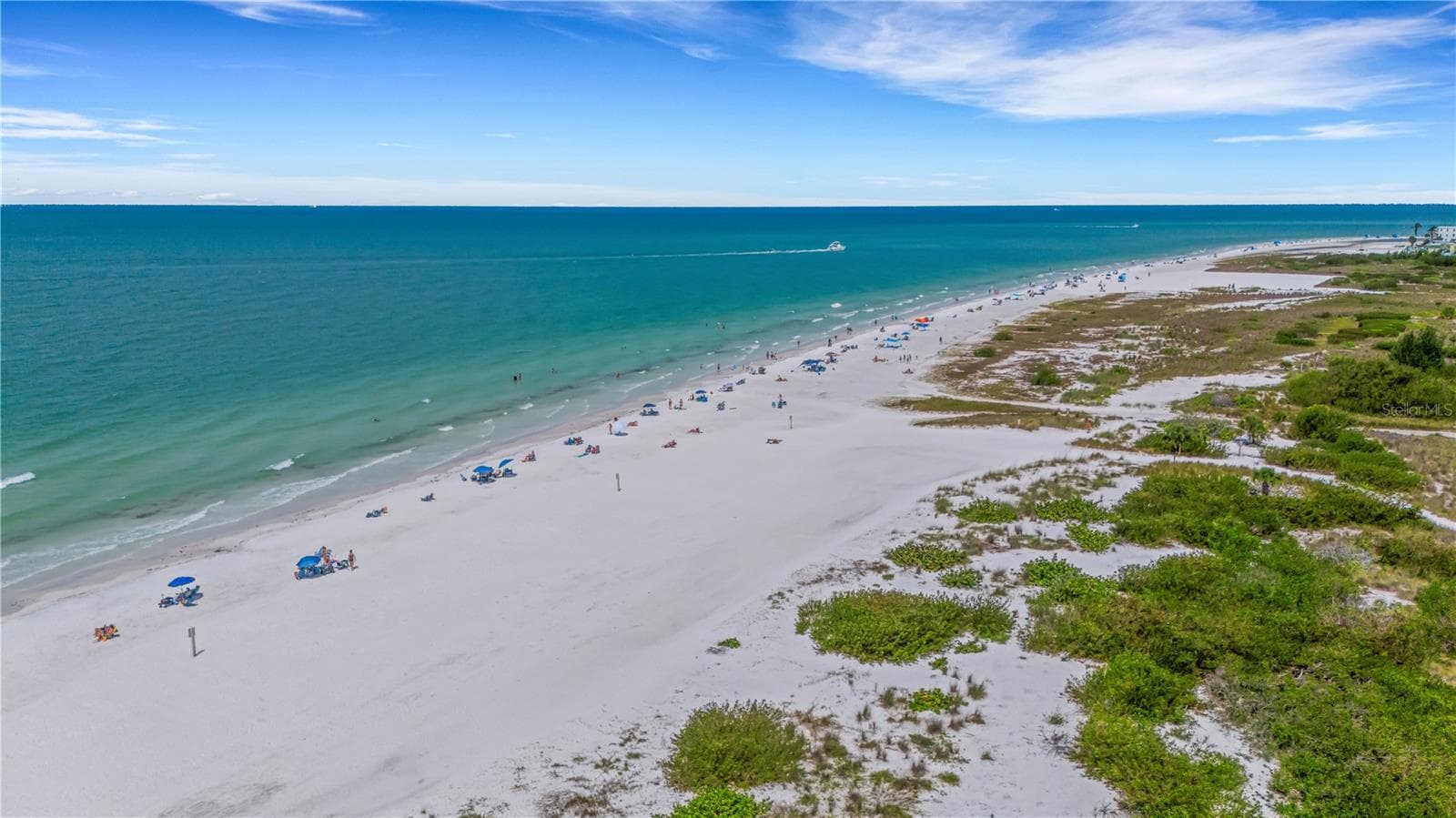 Condominium at 420 BEACH RD #507, SARASOTA, photo 2 of 38