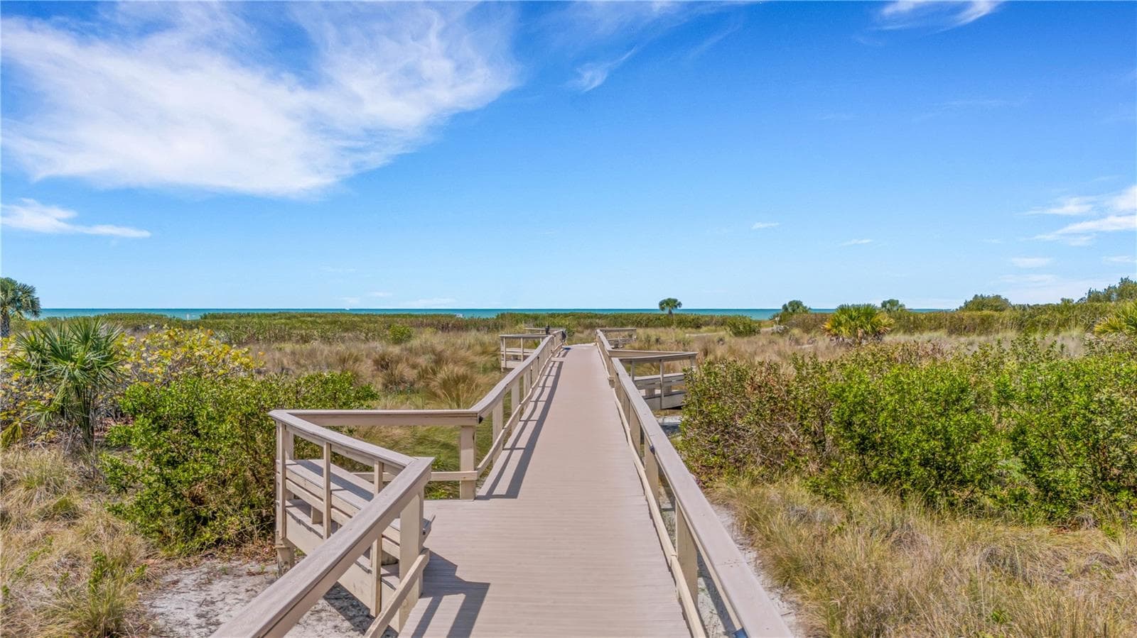 Condominium at 420 BEACH RD #507, SARASOTA, photo 4 of 38