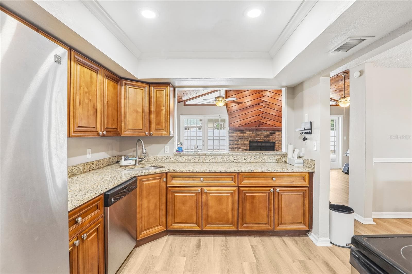 Single Family Residence at 700 13TH CT SW, LARGO, photo 15 of 35