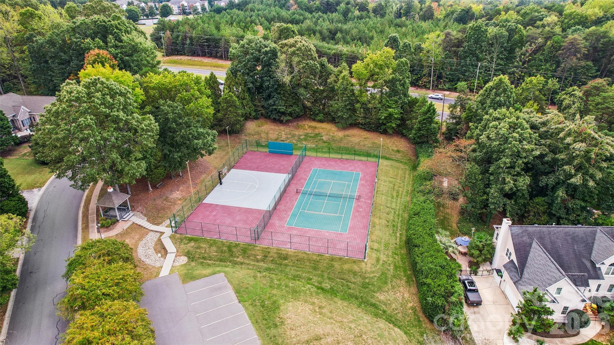 Single Family Residence at 16516 Riverpointe Drive, Charlotte, photo 42 of 42