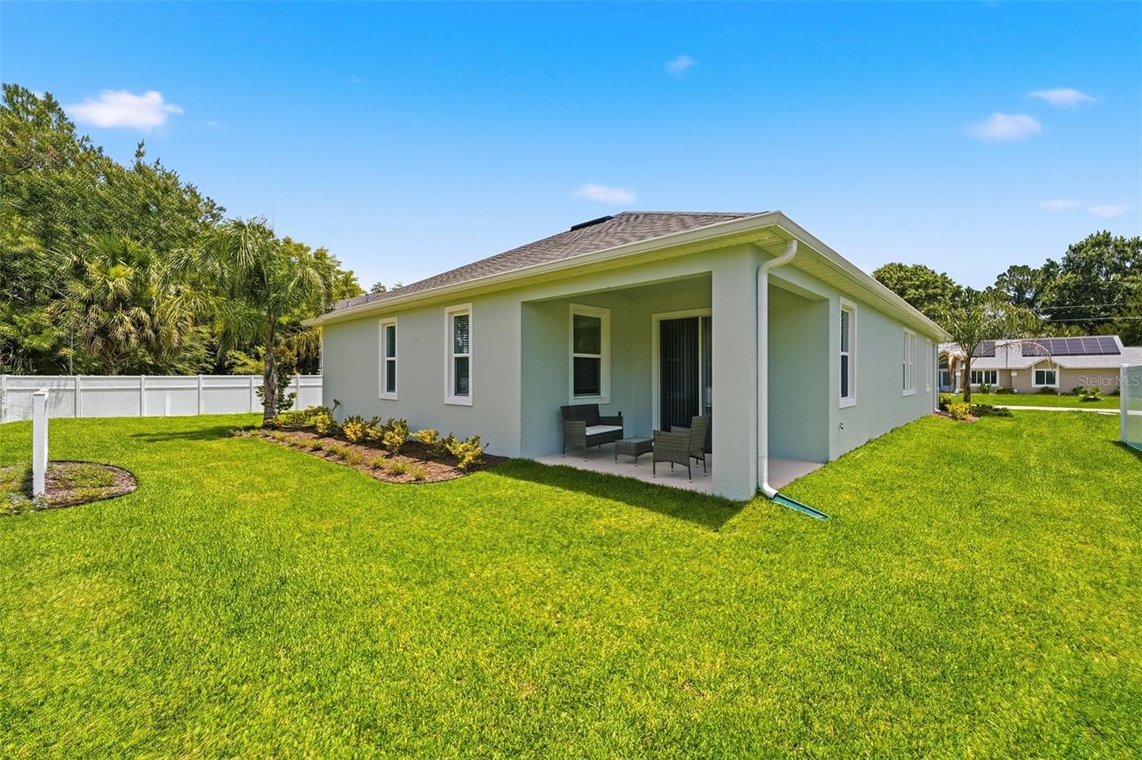 Lanai - 61 LA MANCHA DR, PALM COAST