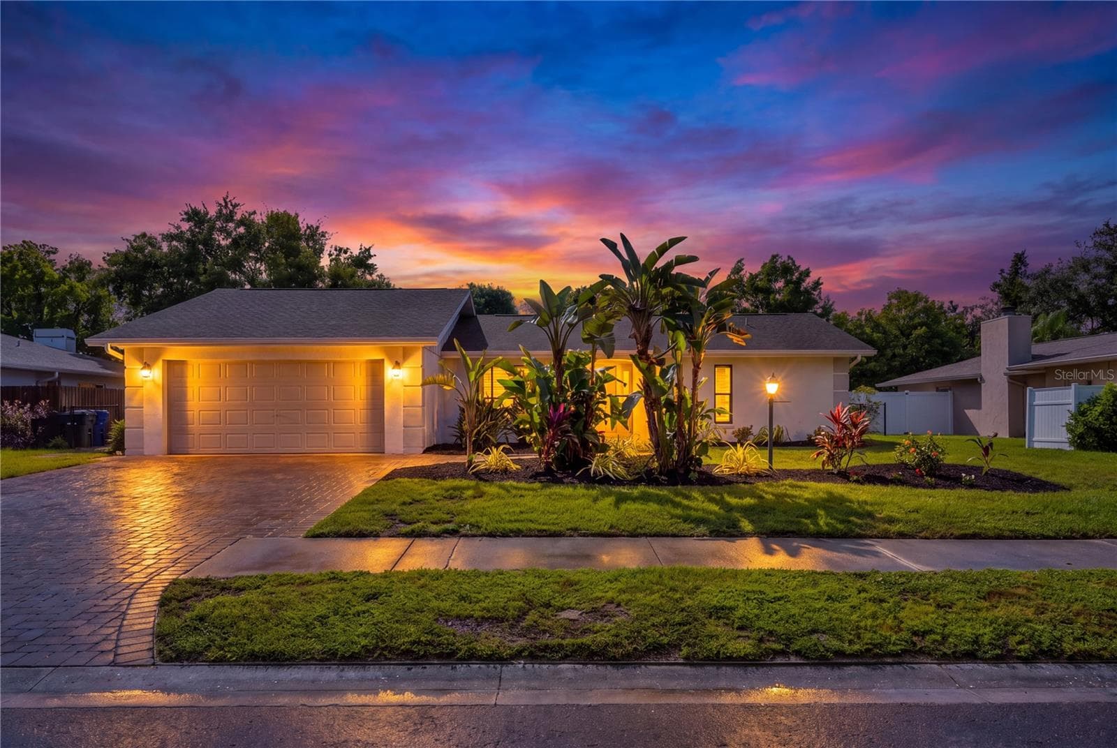 2014 COUNTRY MEADOWS LN