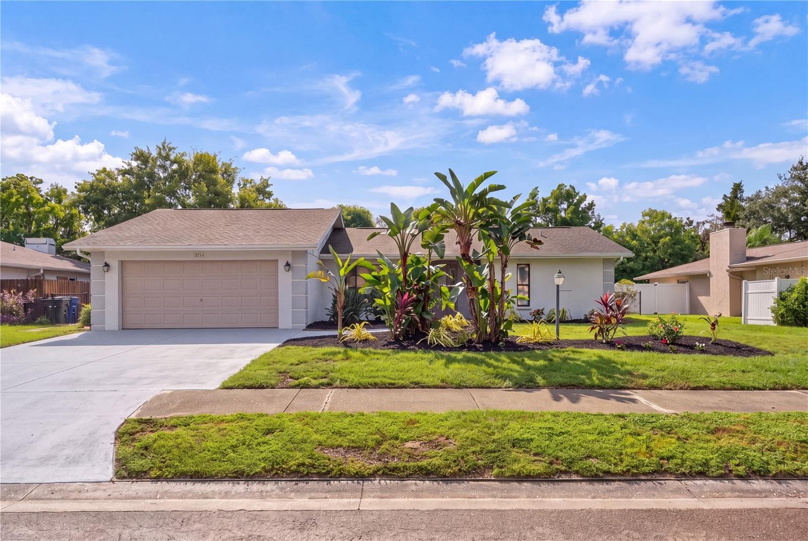 Single Family Residence at 2014 COUNTRY MEADOWS LN, SARASOTA, photo 6 of 53