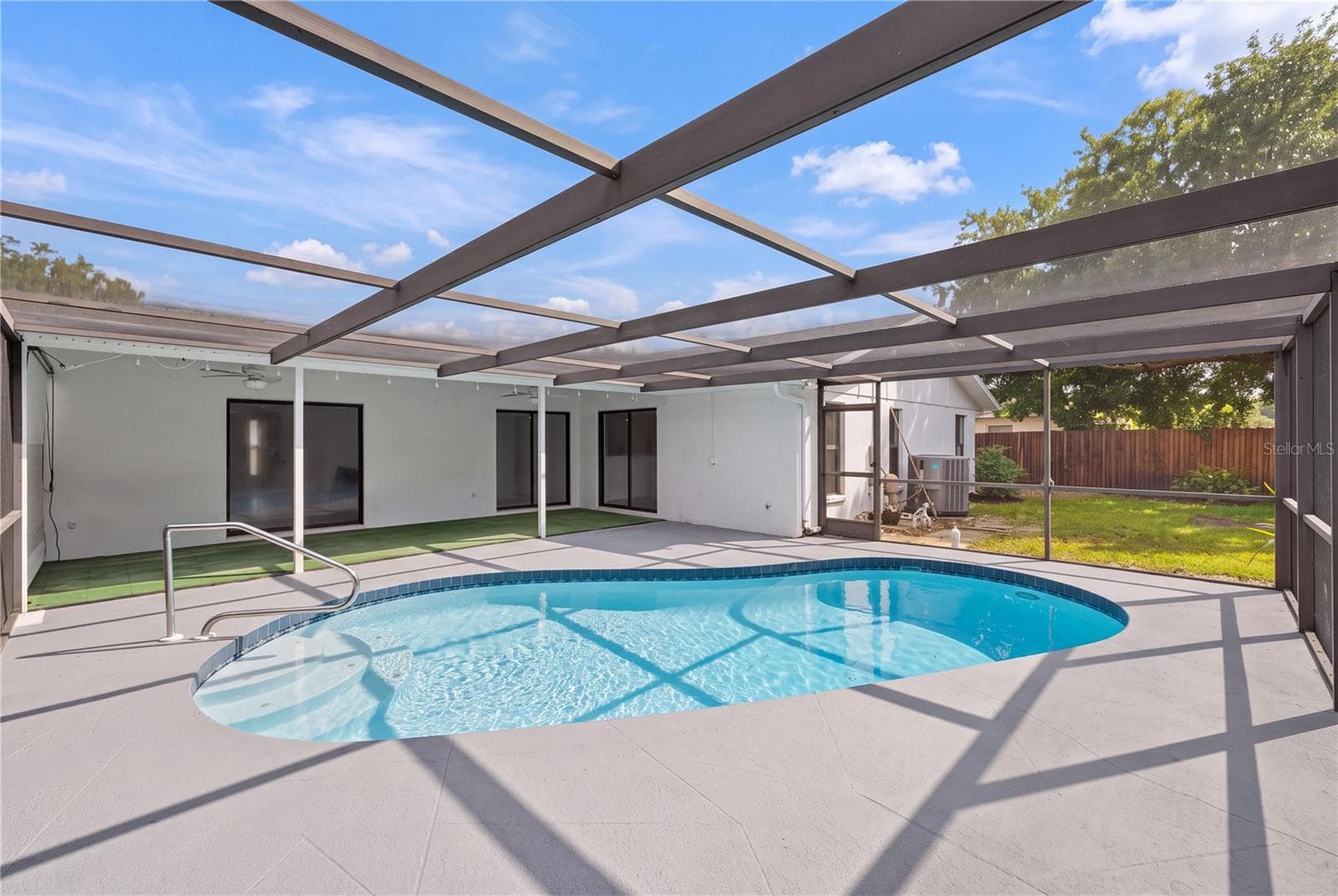 Single Family Residence at 2014 COUNTRY MEADOWS LN, SARASOTA, photo 20 of 53