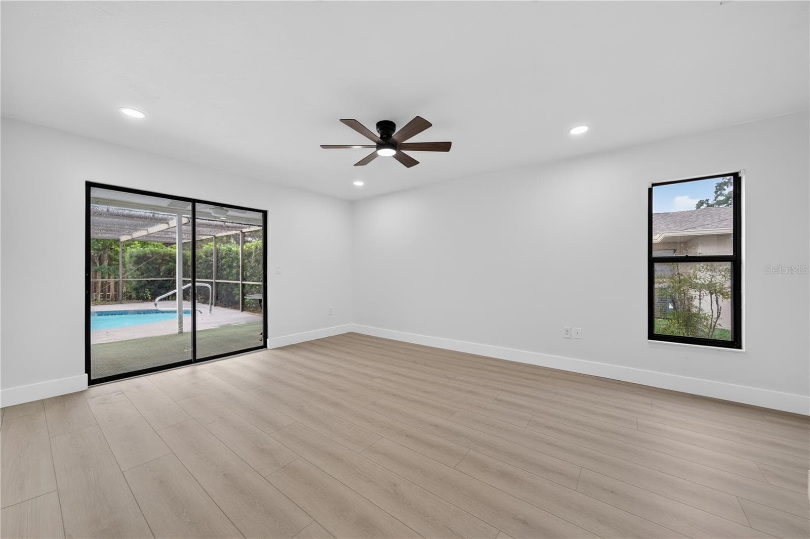 Single Family Residence at 2014 COUNTRY MEADOWS LN, SARASOTA, photo 27 of 53