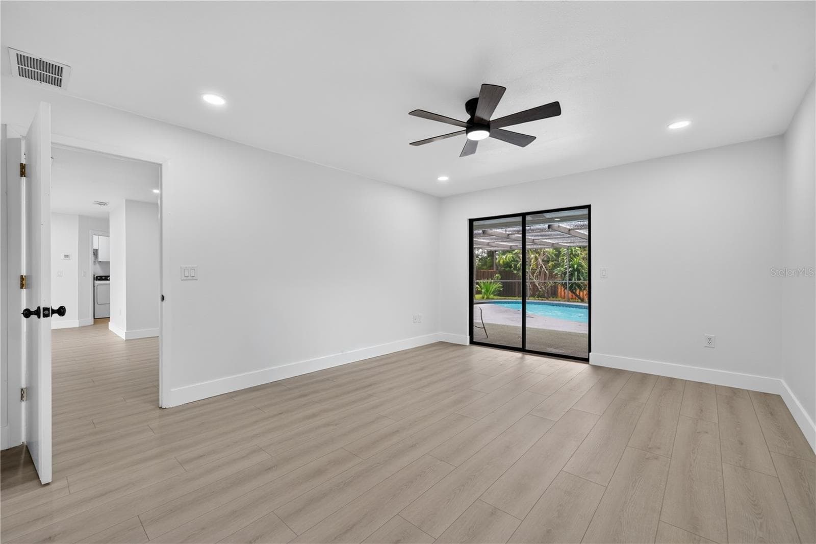 Single Family Residence at 2014 COUNTRY MEADOWS LN, SARASOTA, photo 28 of 53