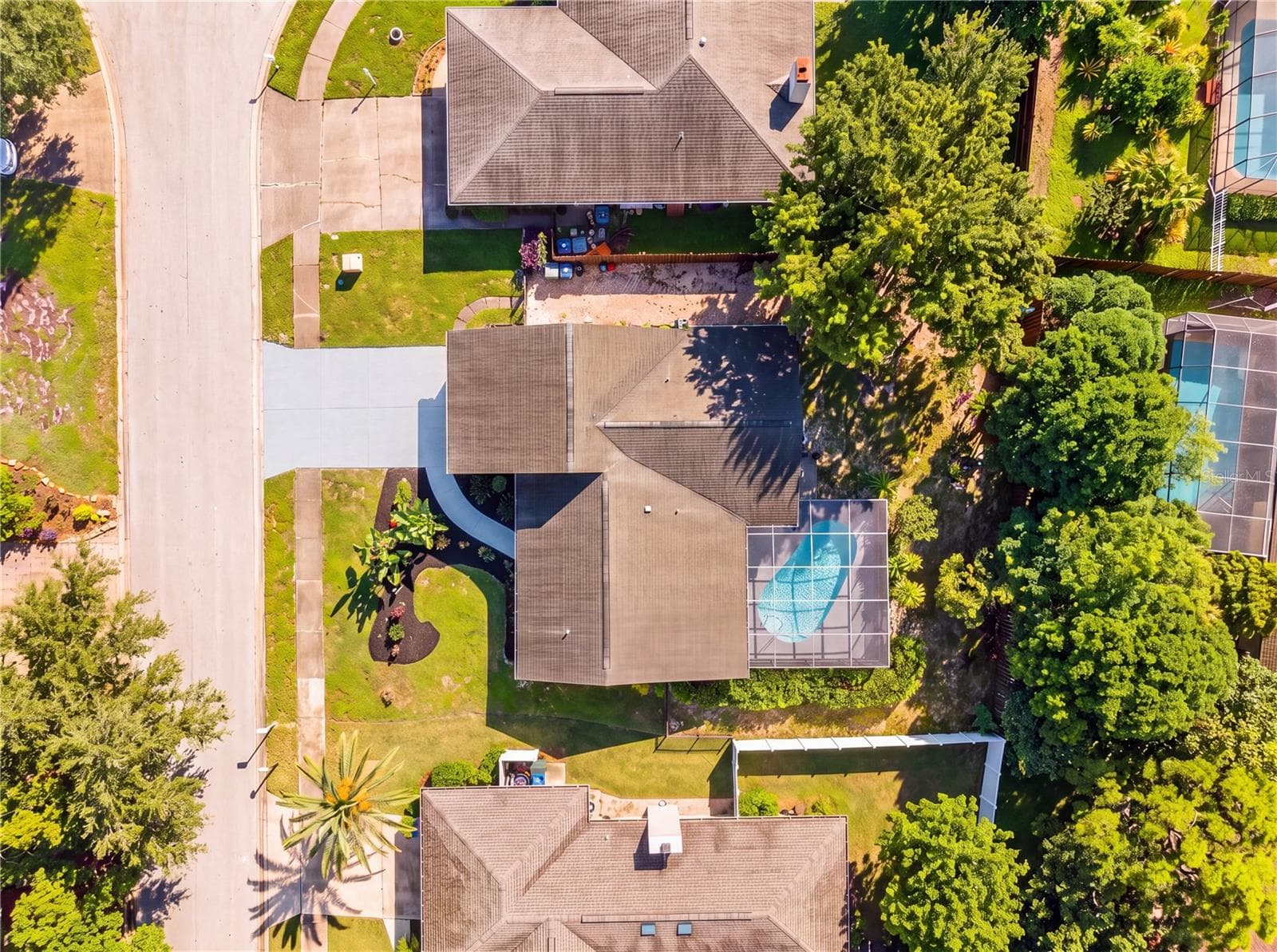Single Family Residence at 2014 COUNTRY MEADOWS LN, SARASOTA, photo 43 of 53