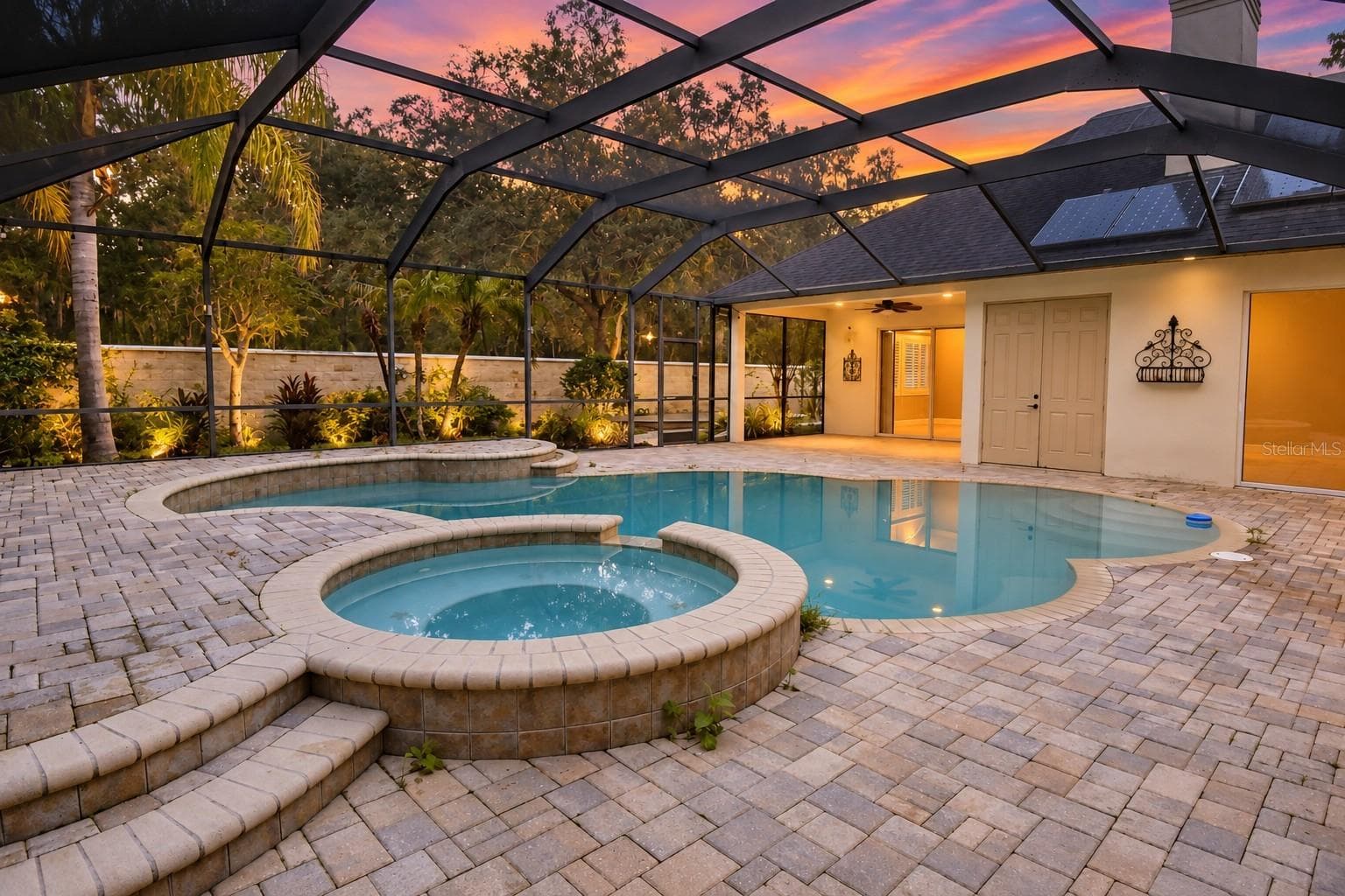 Single Family Residence at 918 SHOALS LANDING DR, BRANDON, photo 3 of 59