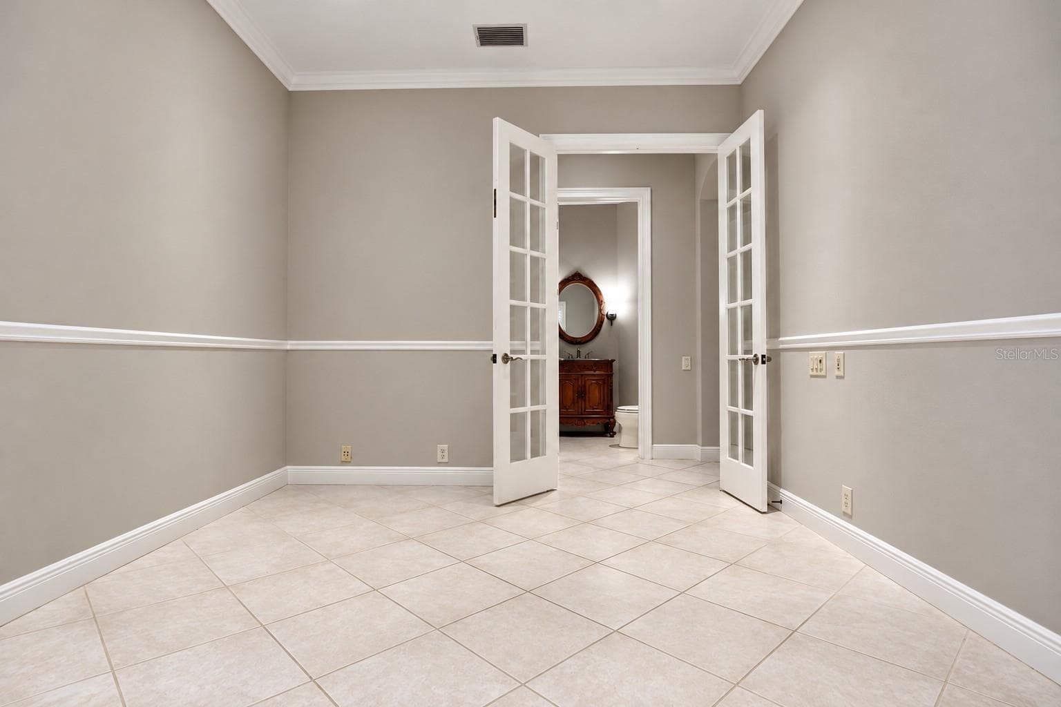 Single Family Residence at 918 SHOALS LANDING DR, BRANDON, photo 14 of 59
