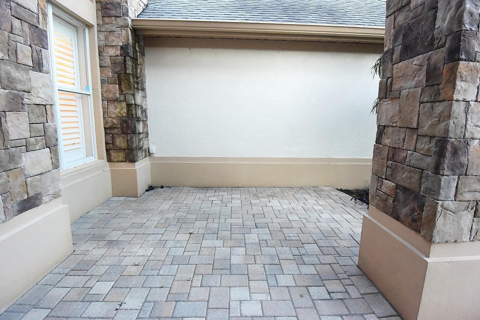 Single Family Residence at 918 SHOALS LANDING DR, BRANDON, photo 16 of 59