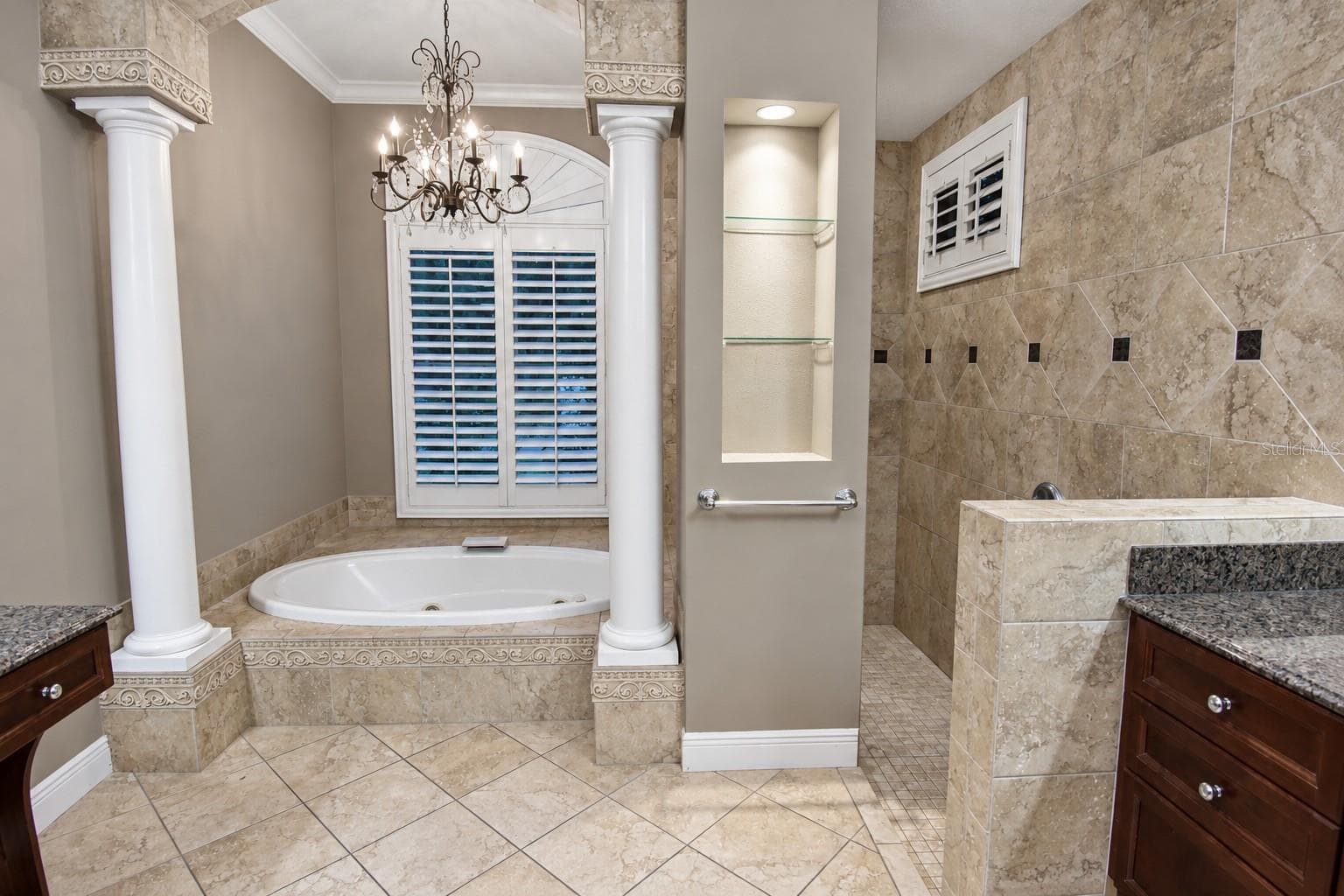 Single Family Residence at 918 SHOALS LANDING DR, BRANDON, photo 32 of 59