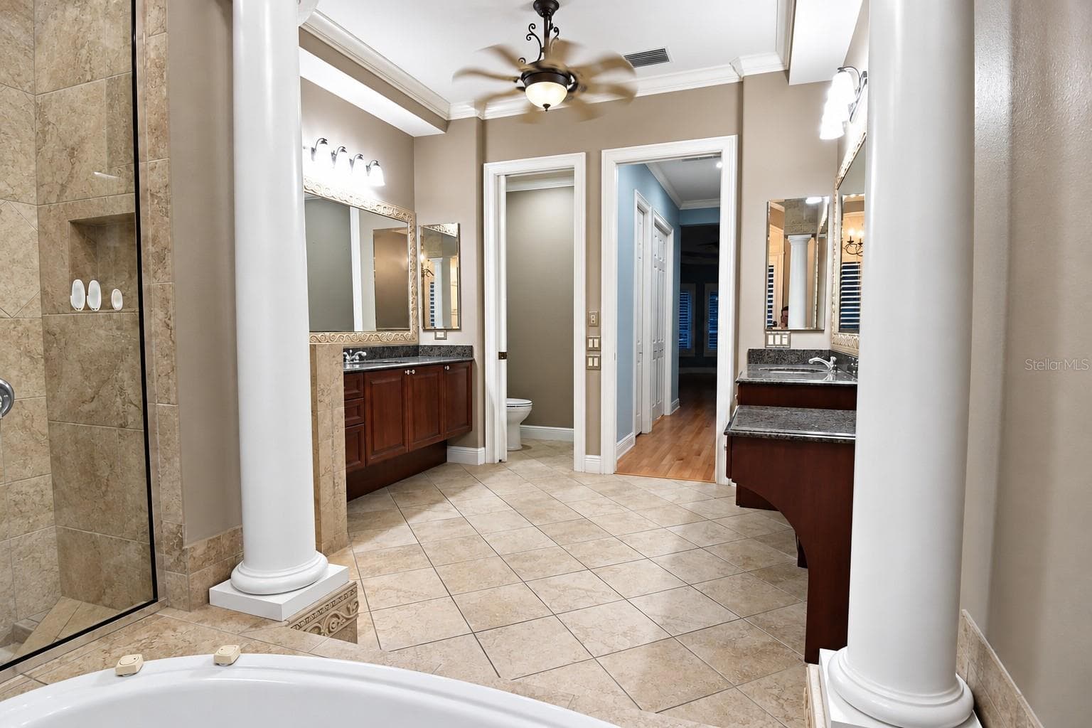 Single Family Residence at 918 SHOALS LANDING DR, BRANDON, photo 33 of 59
