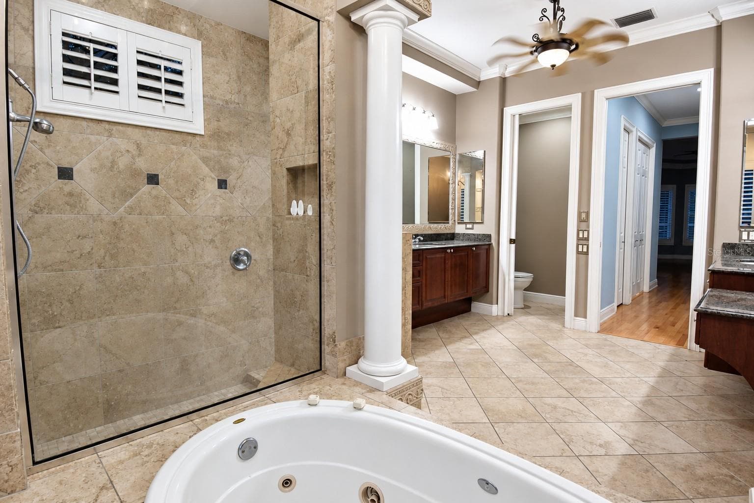 Single Family Residence at 918 SHOALS LANDING DR, BRANDON, photo 35 of 59