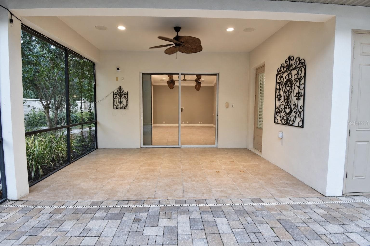 Single Family Residence at 918 SHOALS LANDING DR, BRANDON, photo 47 of 59