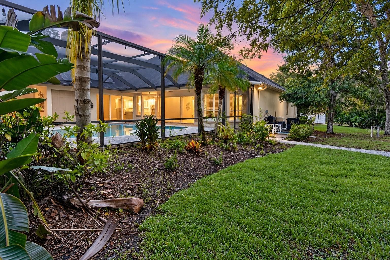Single Family Residence at 918 SHOALS LANDING DR, BRANDON, photo 55 of 59