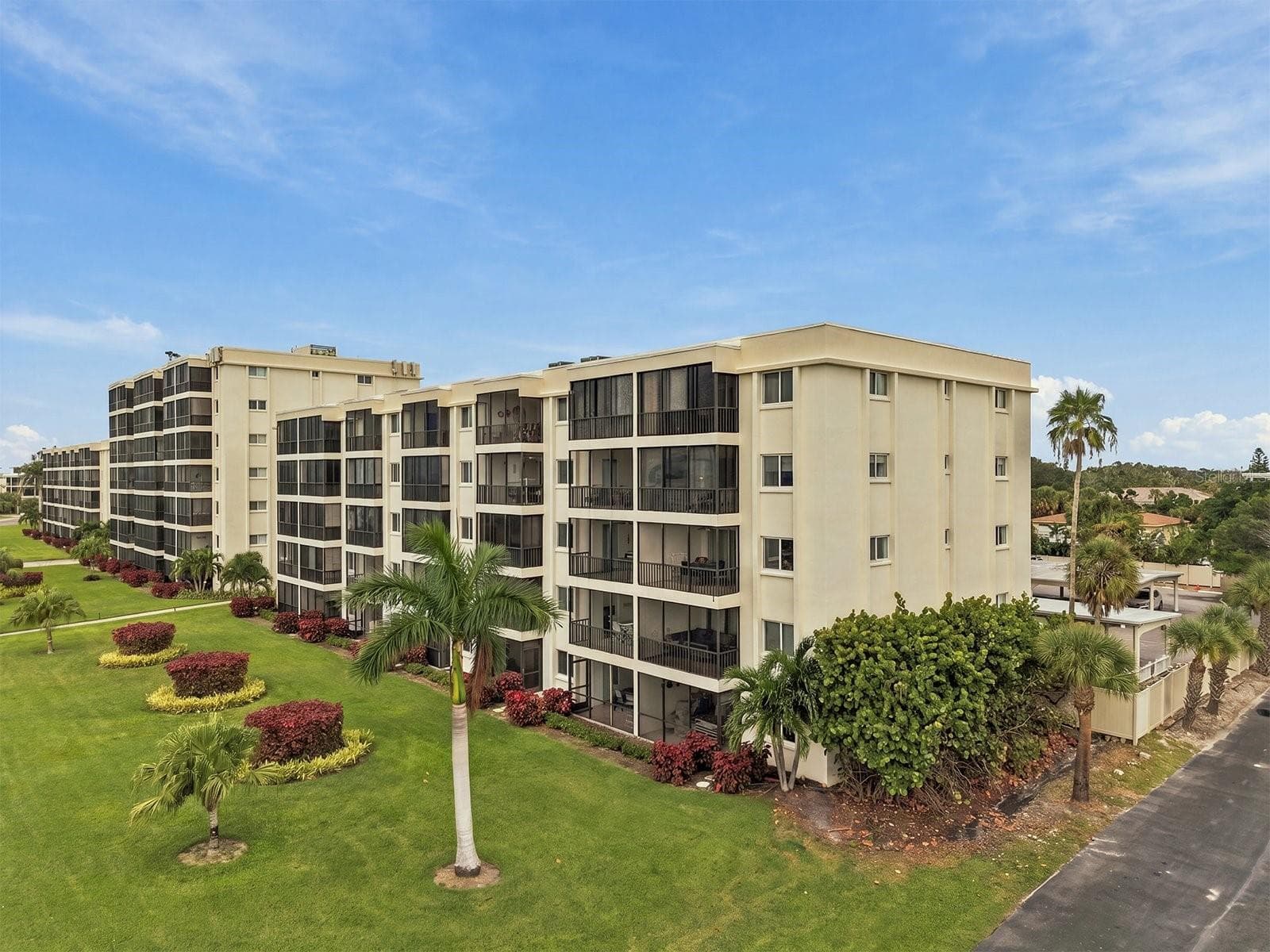 Condominium at 797 BEACH RD #415, SARASOTA, photo 8 of 59