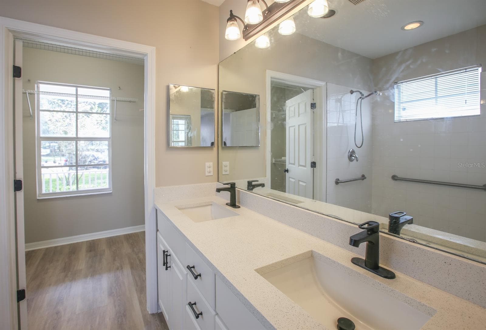 Primary Bath (en-suite) - 16244 BRIDGEWALK DR, LITHIA