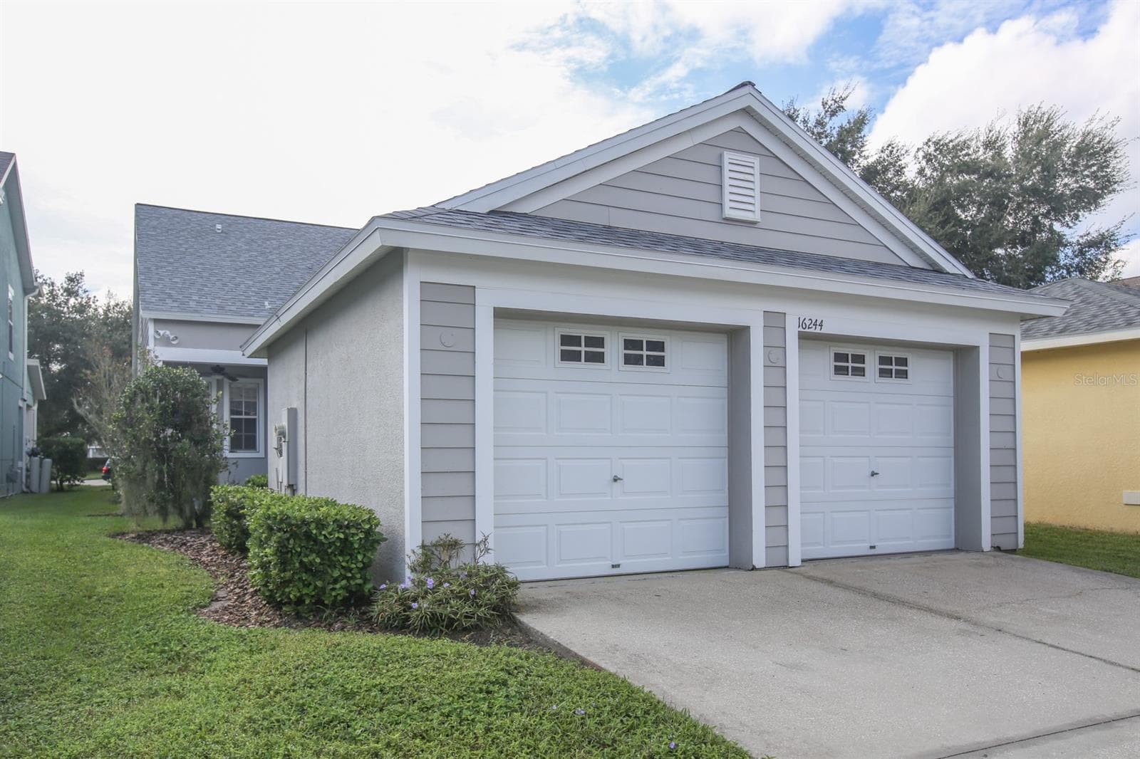 Single Family Residence at 16244 BRIDGEWALK DR, LITHIA, photo 32 of 35