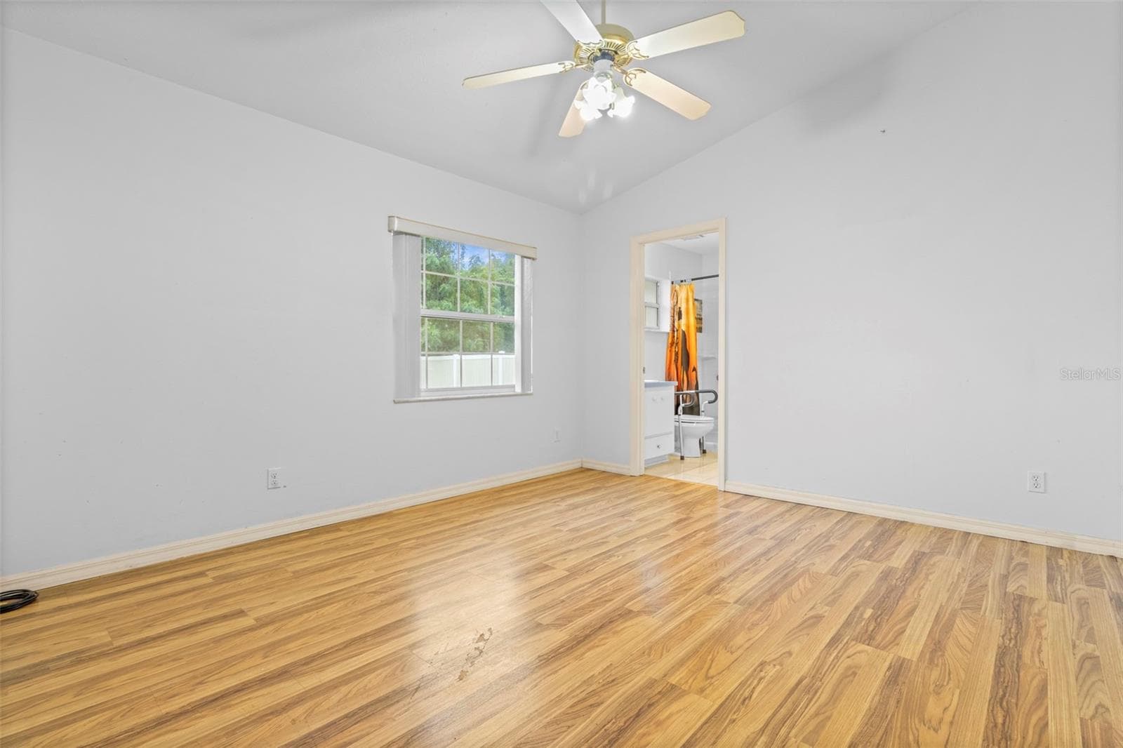 Single Family Residence at 13618 SE 51ST AVE, SUMMERFIELD, photo 9 of 22