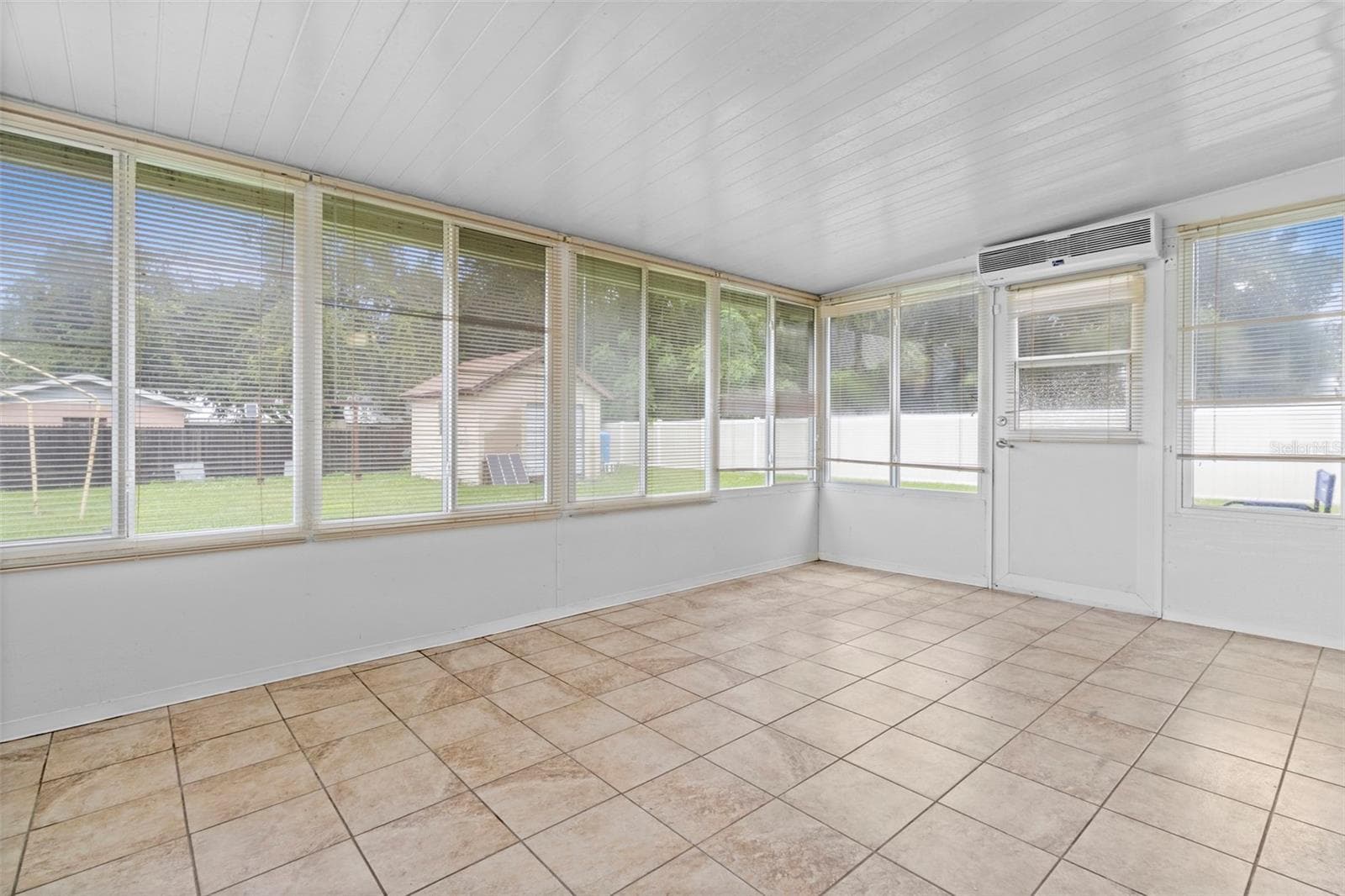Single Family Residence at 13618 SE 51ST AVE, SUMMERFIELD, photo 16 of 22
