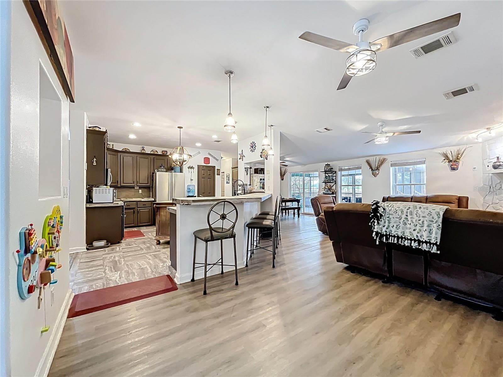 Single Family Residence at 21320 PARADISE WAY, EUSTIS, photo 17 of 96