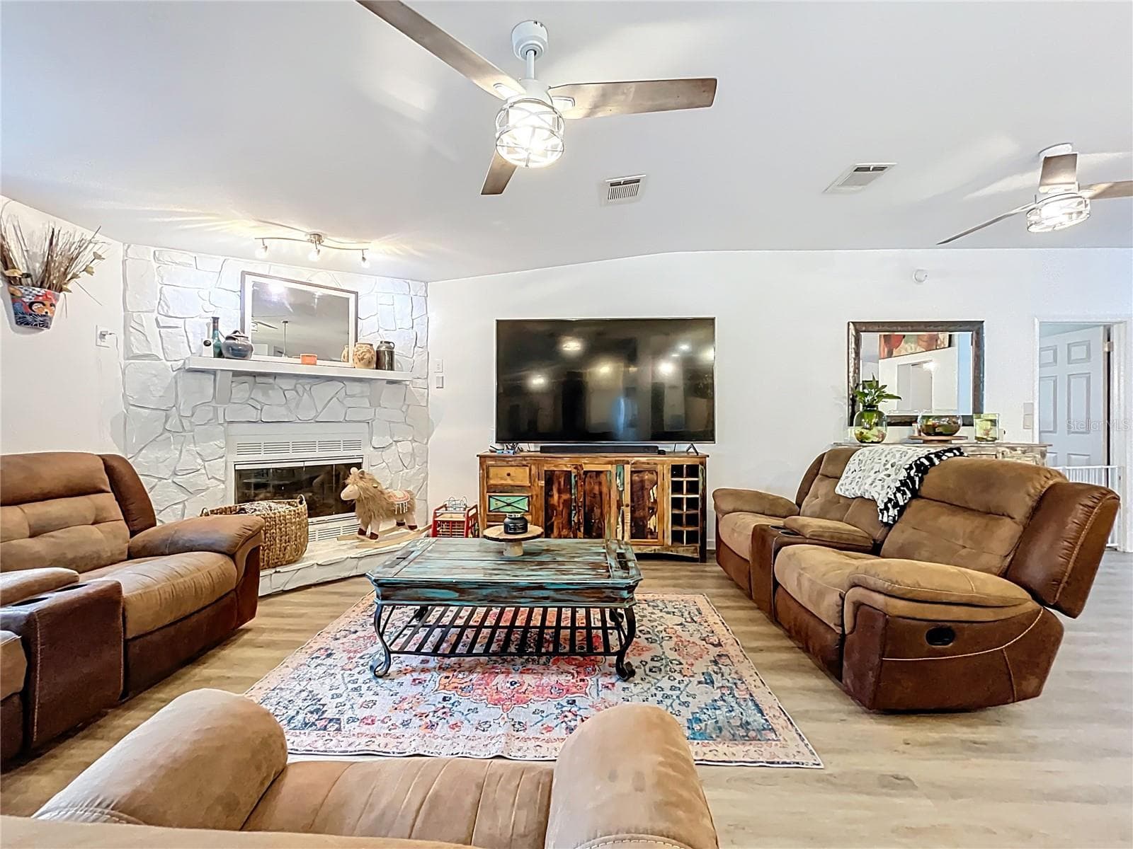 Single Family Residence at 21320 PARADISE WAY, EUSTIS, photo 20 of 96