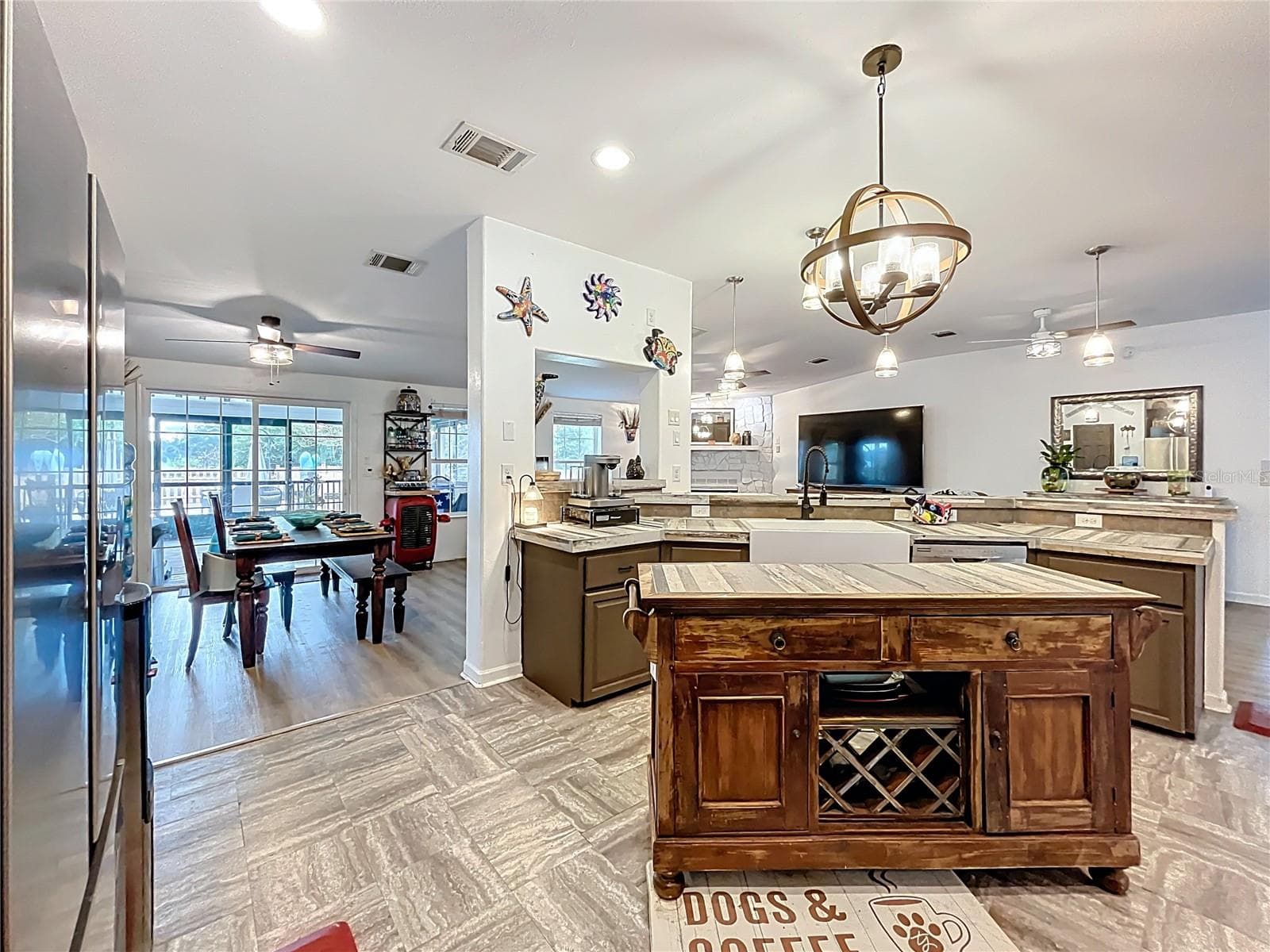 Single Family Residence at 21320 PARADISE WAY, EUSTIS, photo 29 of 96