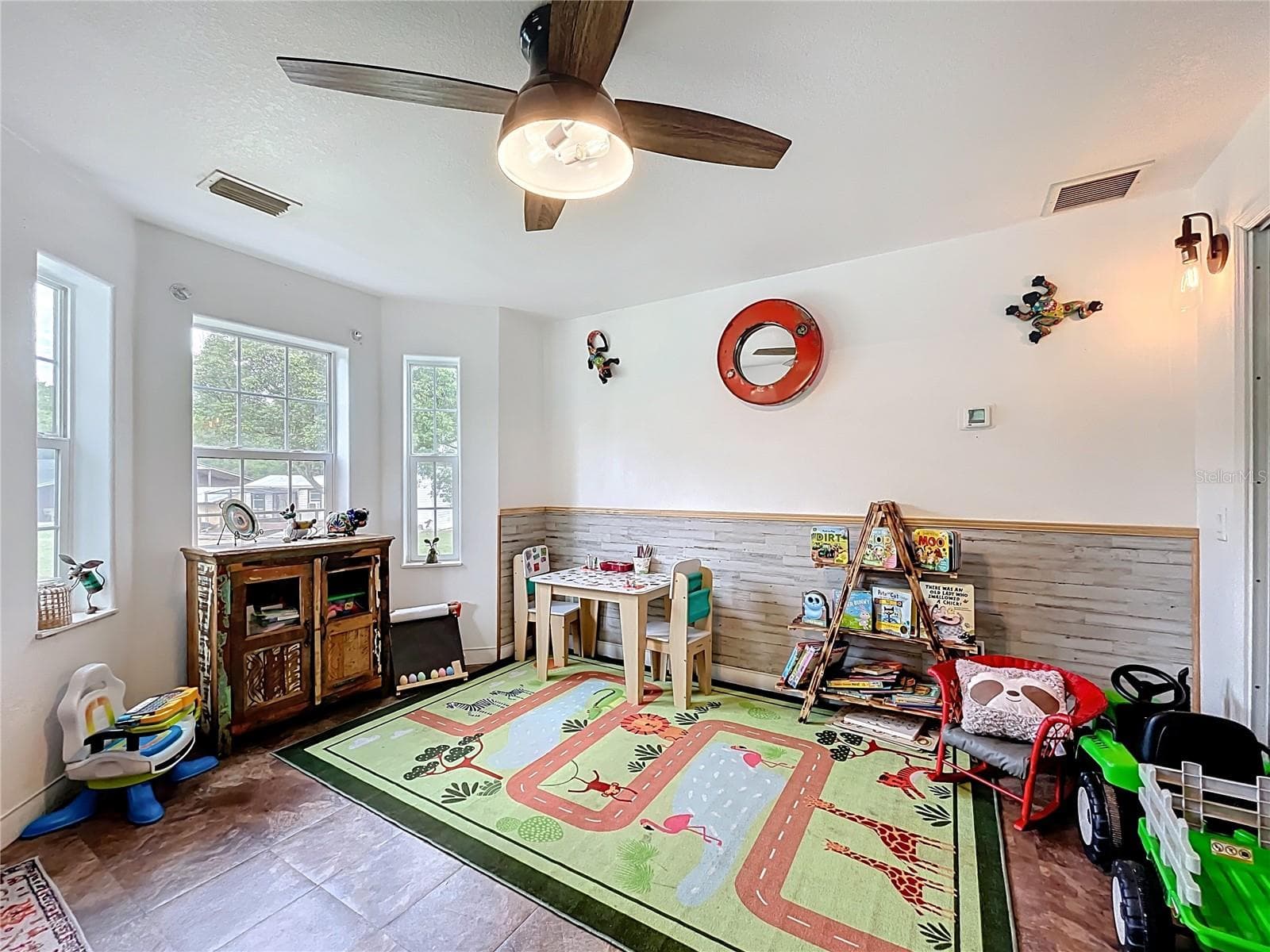 Single Family Residence at 21320 PARADISE WAY, EUSTIS, photo 41 of 96