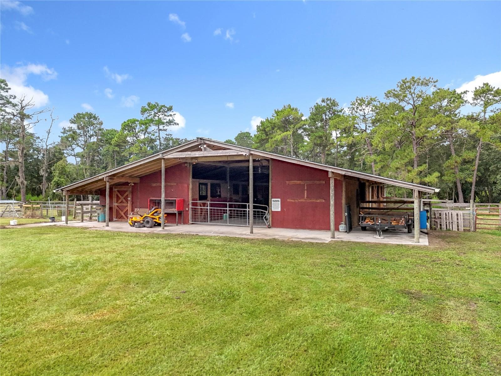 Single Family Residence at 21320 PARADISE WAY, EUSTIS, photo 75 of 96