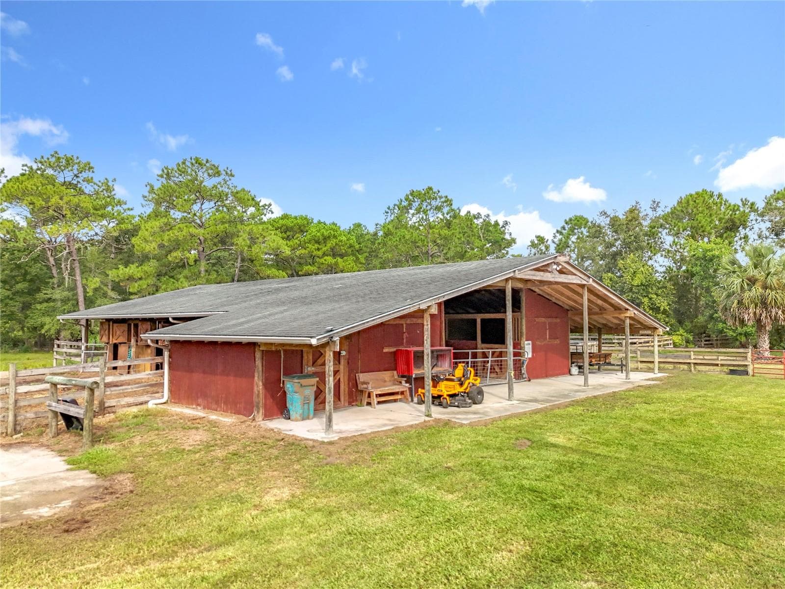 Single Family Residence at 21320 PARADISE WAY, EUSTIS, photo 78 of 96
