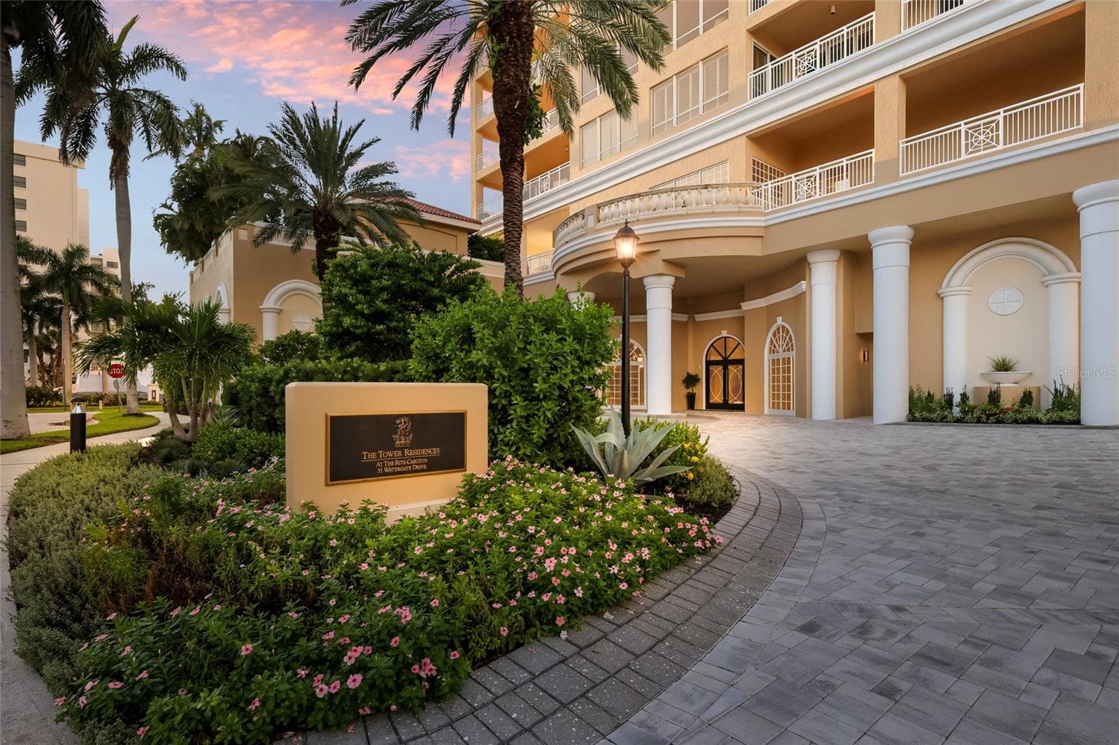 Condominium at 35 WATERGATE DR #804, SARASOTA, photo 2 of 42