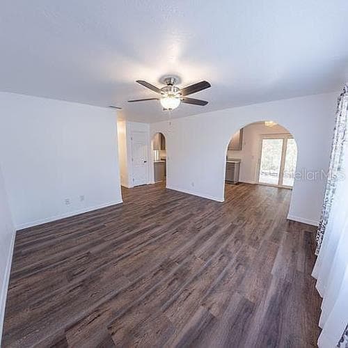 Single Family Residence at 3050 W Blossom DR, BEVERLYHILLS FL 34465, Beverly Hills, photo 16 of 44