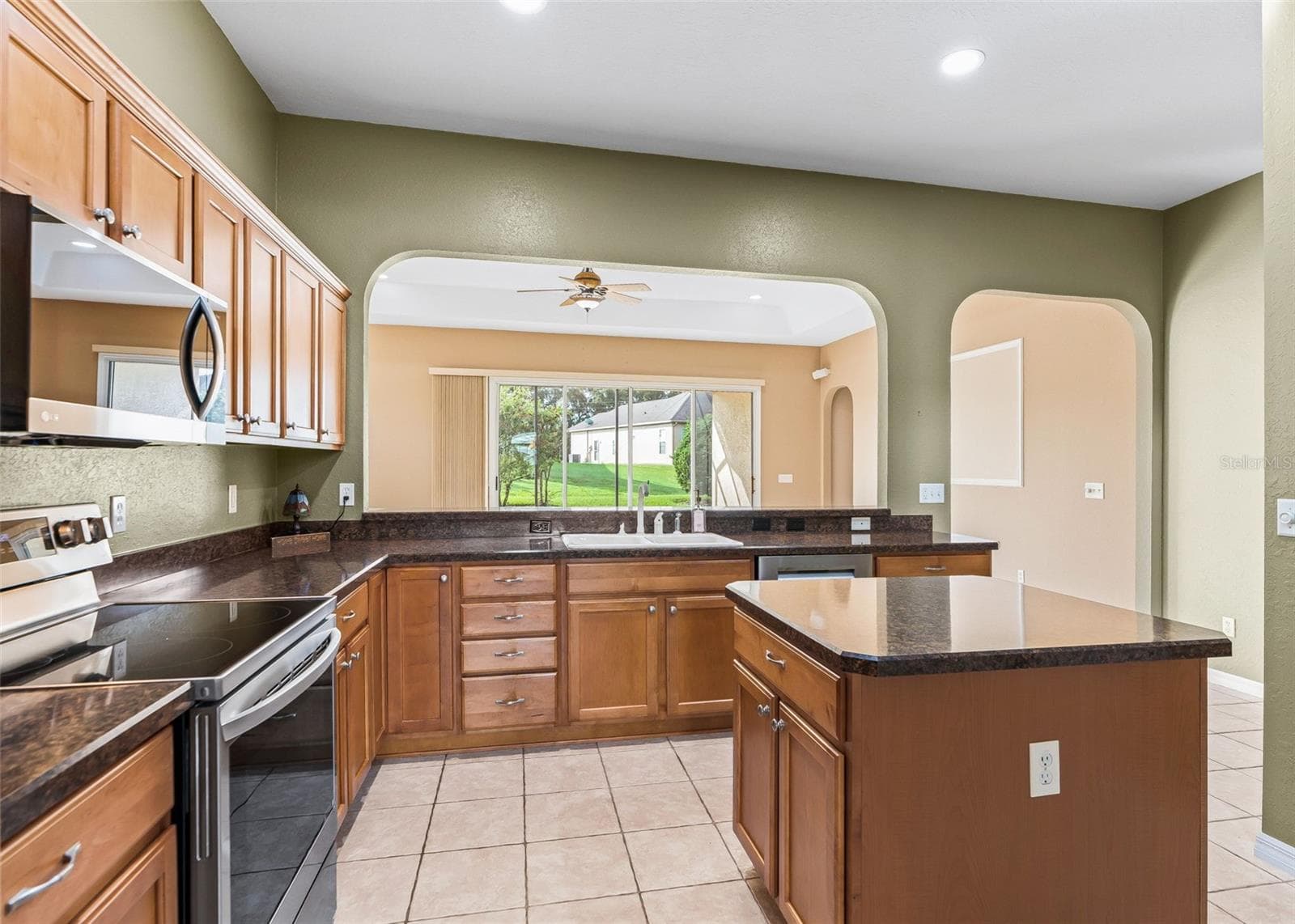 Kitchen - 12439 SE 176TH LOOP, SUMMERFIELD