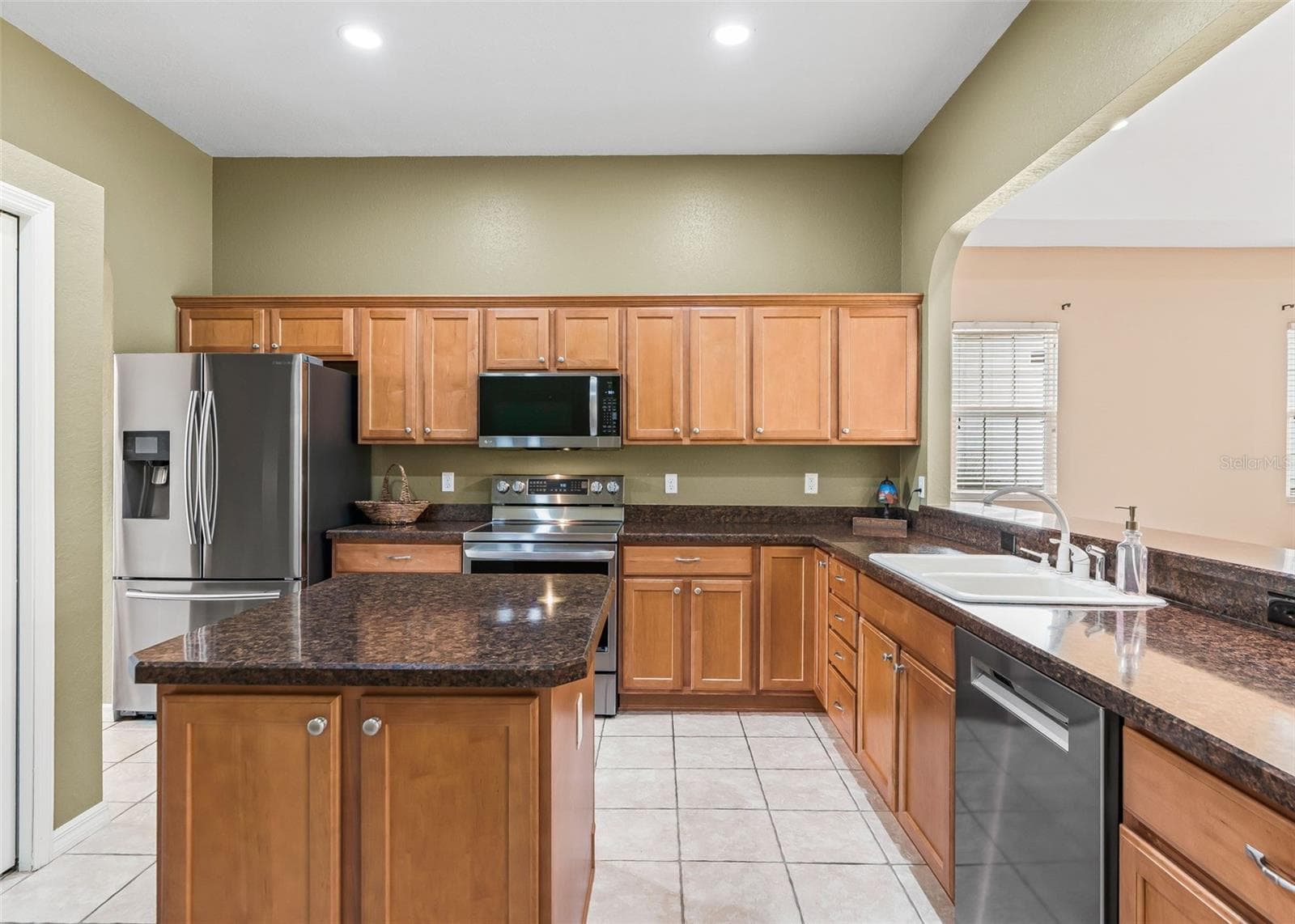 Kitchen - 12439 SE 176TH LOOP, SUMMERFIELD