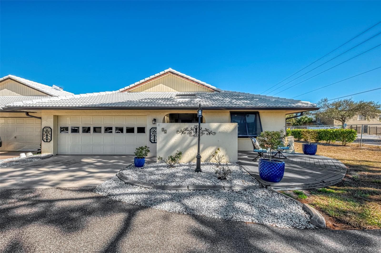 Villa at 32 PEBBLE ROCK DR, VENICE, photo 2 of 47