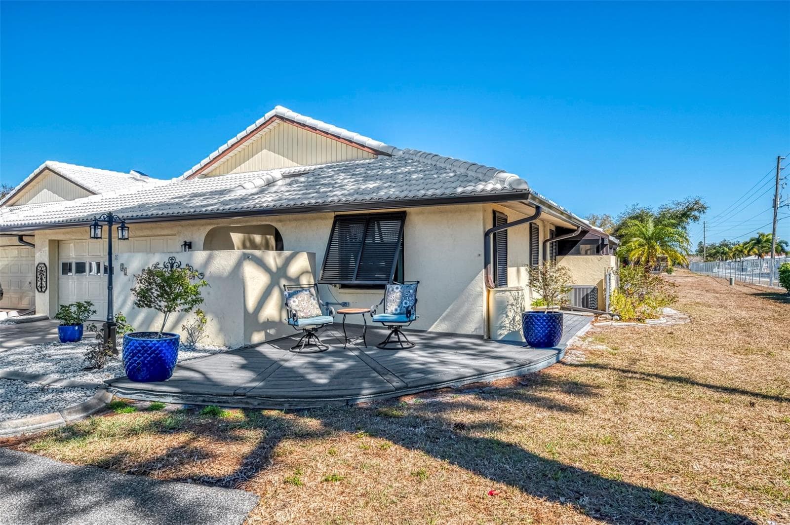Villa at 32 PEBBLE ROCK DR, VENICE, photo 4 of 47