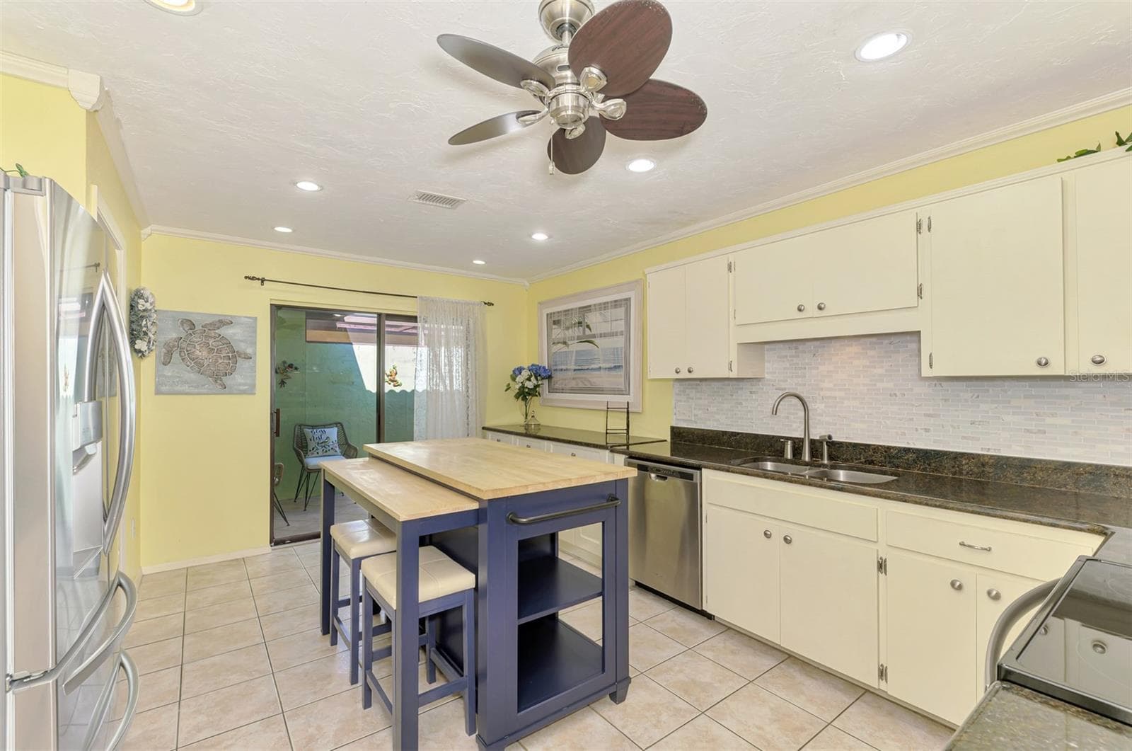 Villa at 32 PEBBLE ROCK DR, VENICE, photo 18 of 47