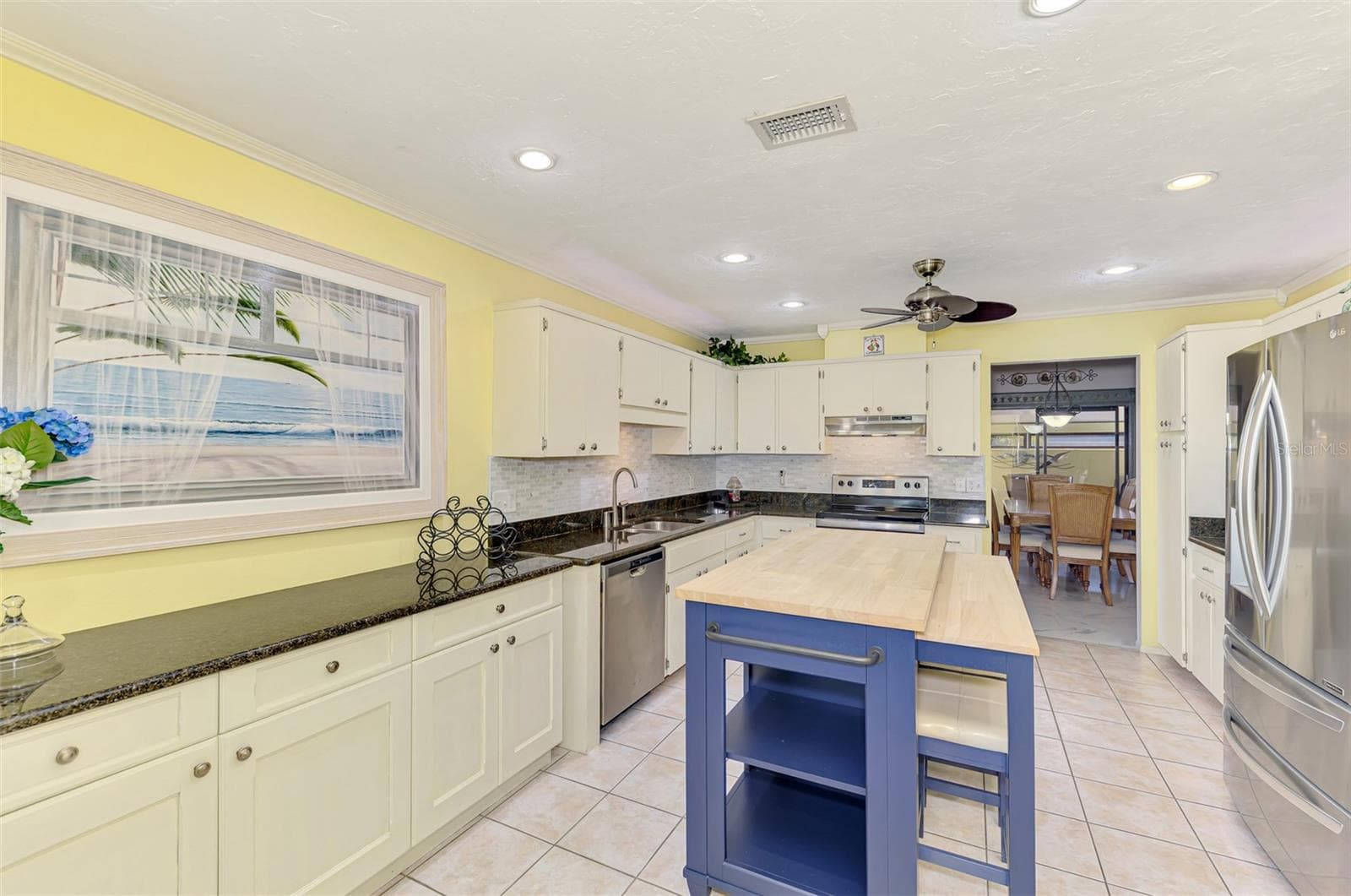 Villa at 32 PEBBLE ROCK DR, VENICE, photo 21 of 47