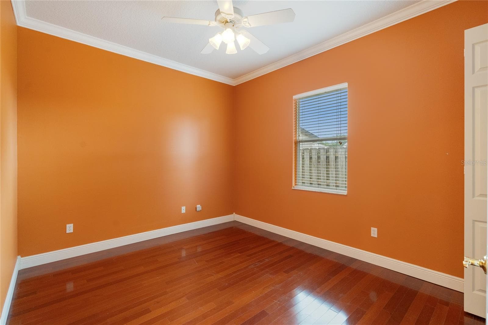 Current wall color - 192 TALL TREES CT, SARASOTA