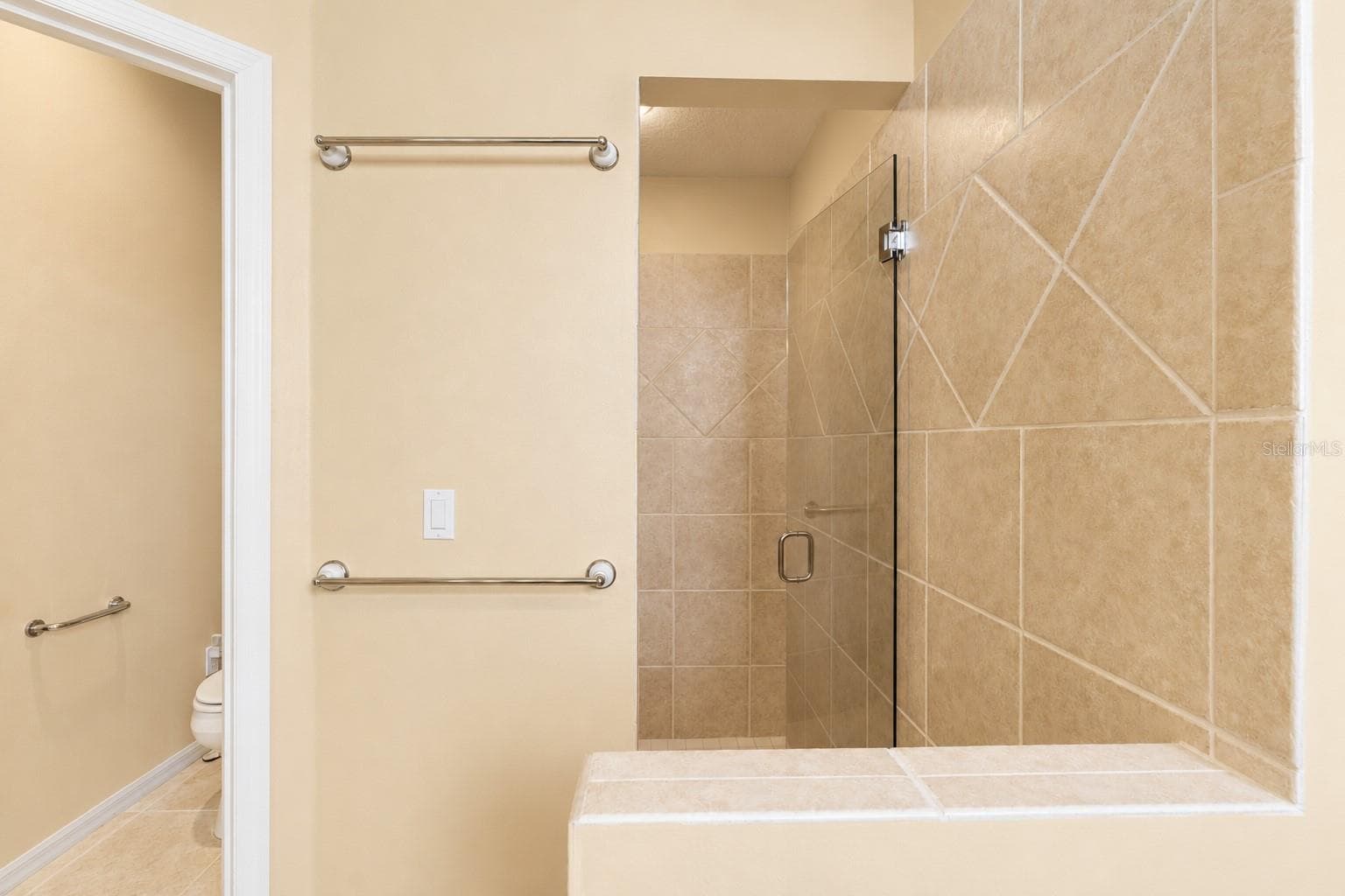 Example wall color - 192 TALL TREES CT, SARASOTA
