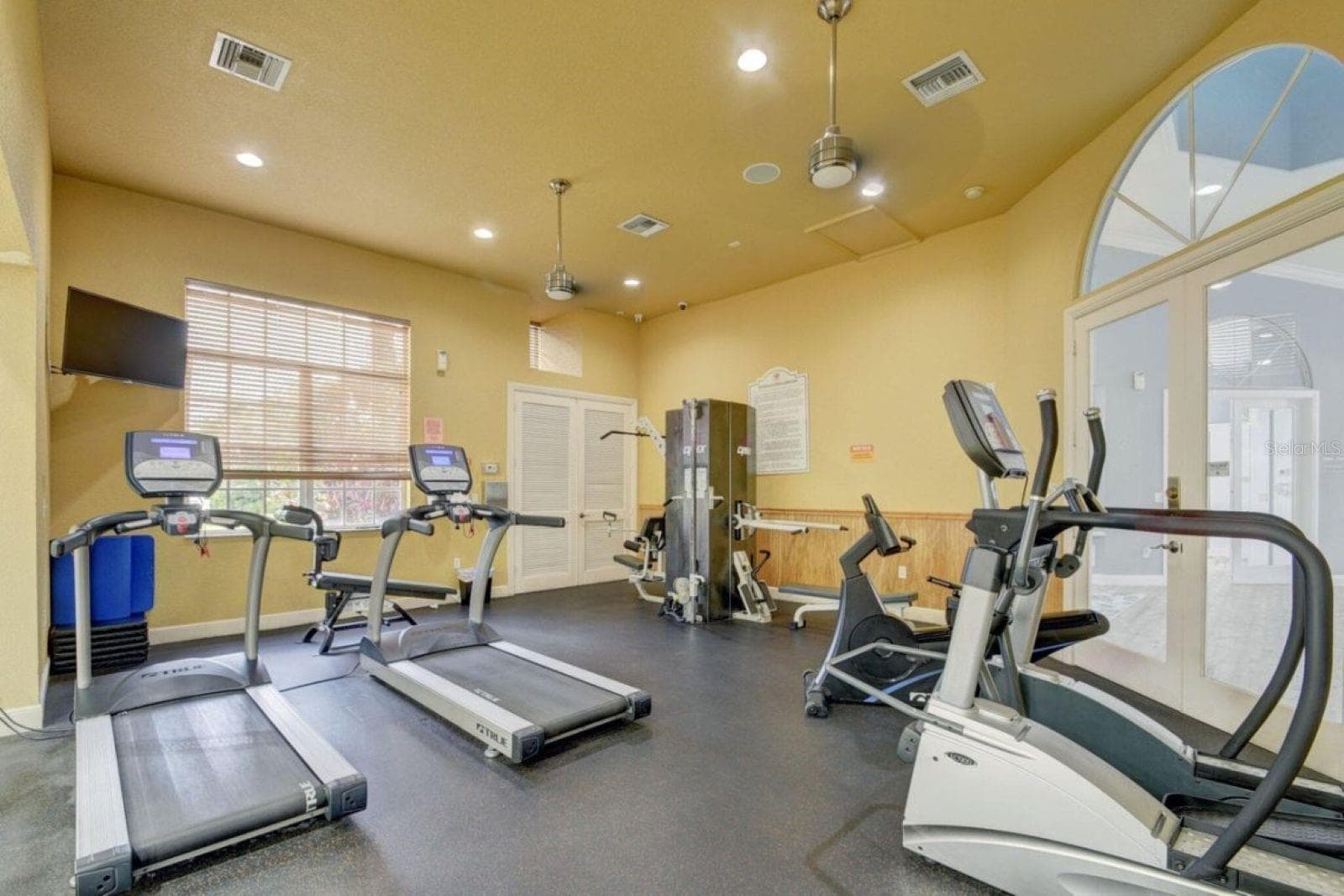 FITNESS CENTER - 10355 LITTLE MUSTANG WAY, LAKE WORTH
