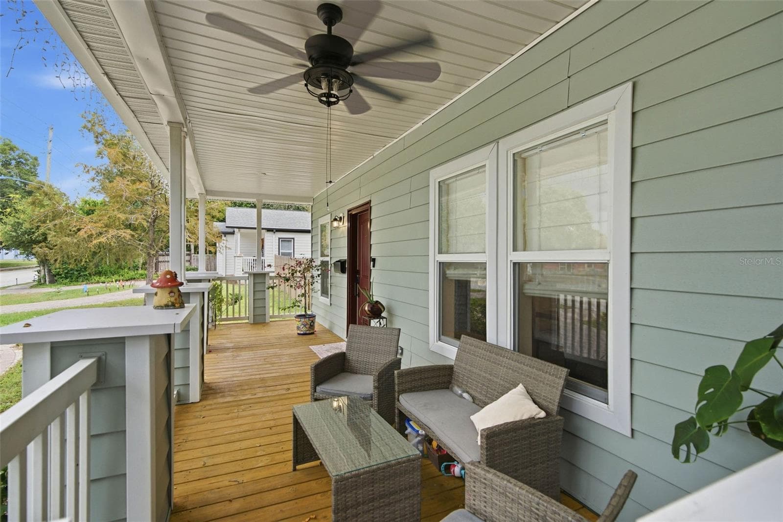 Single Family Residence at 1537 PALMETTO ST, CLEARWATER, photo 3 of 26