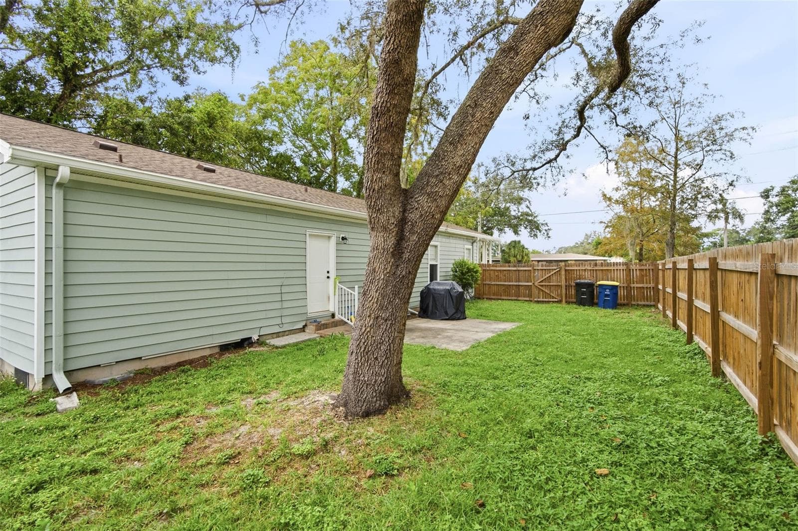 Single Family Residence at 1537 PALMETTO ST, CLEARWATER, photo 24 of 26