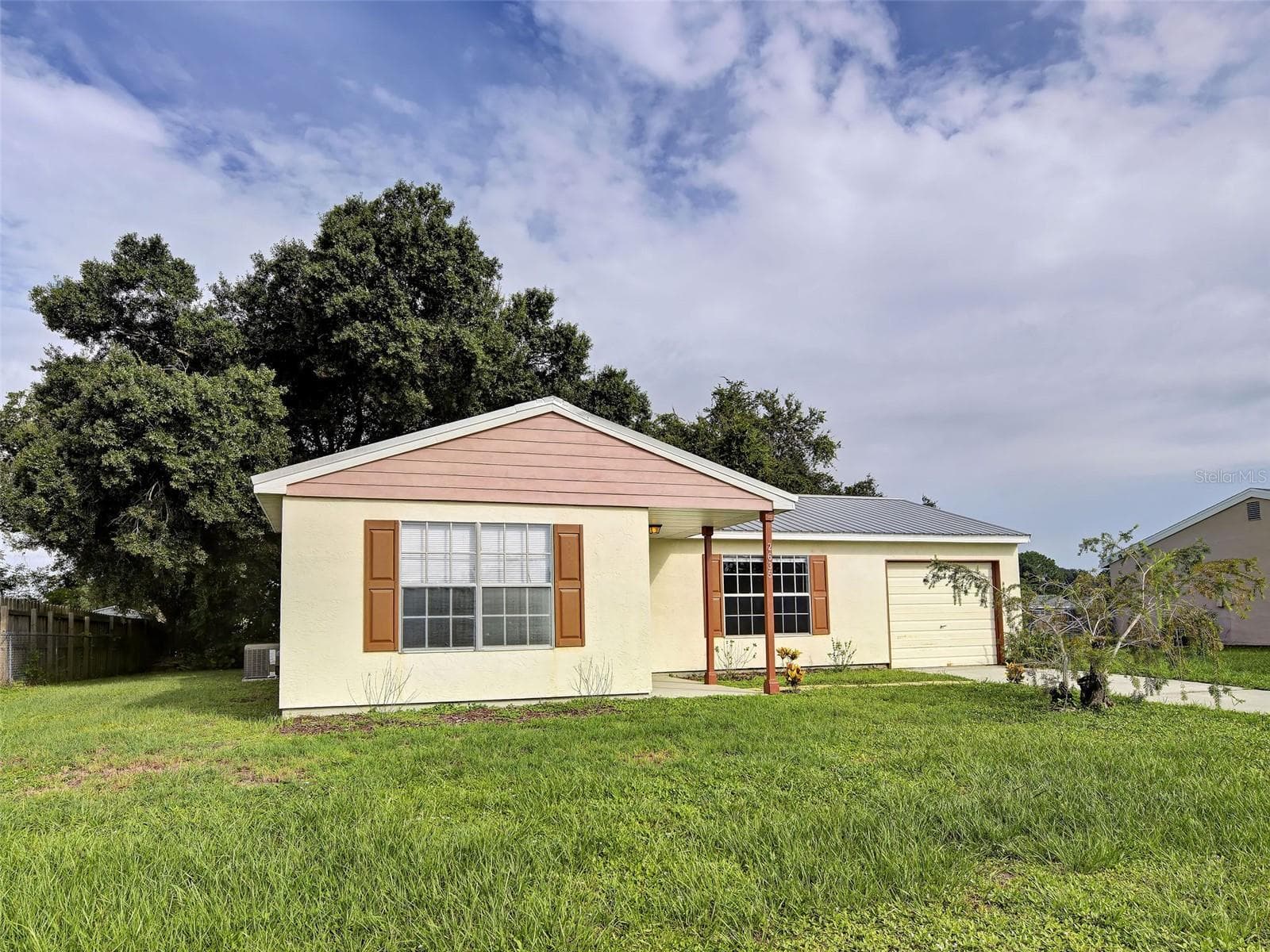 Single Family Residence at 2635 SHENANDOAH ST, NORTH PORT, photo 2 of 44