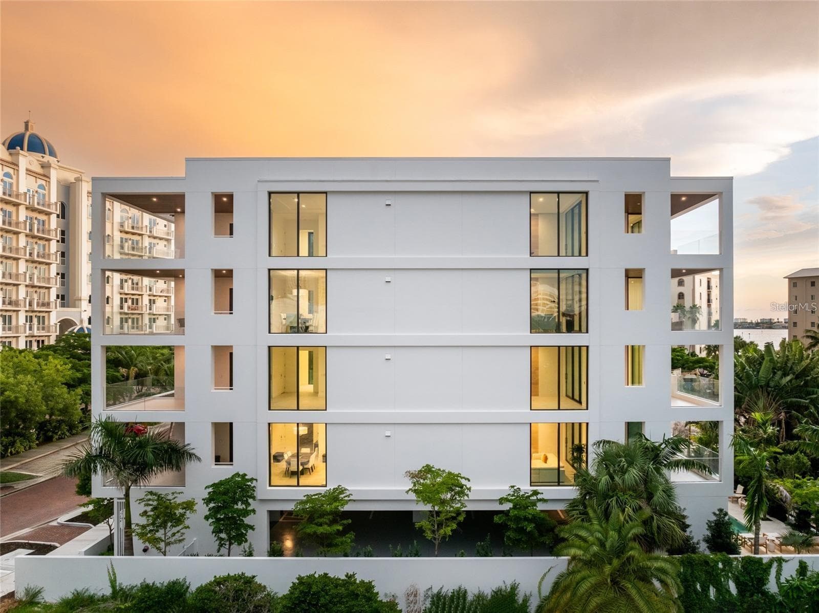 Condominium at 509 GOLDEN GATE PT #3, SARASOTA, photo 8 of 28