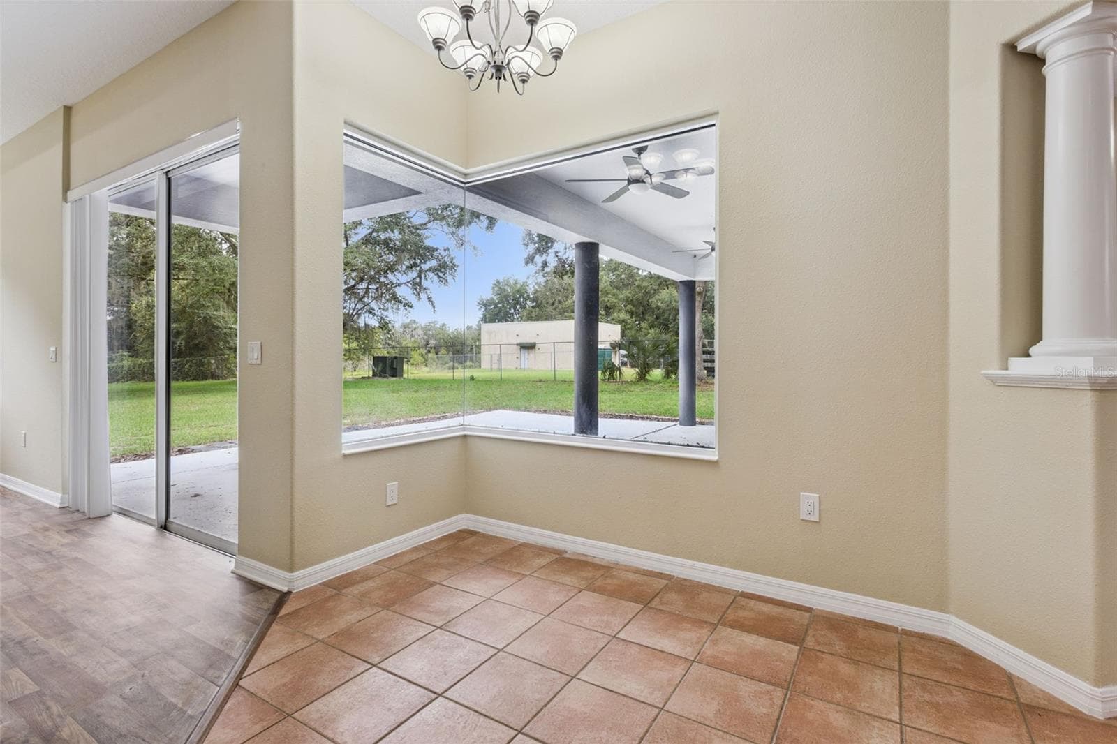 Single Family Residence at 949 HAWK LNDG, FRUITLAND PARK, photo 11 of 63