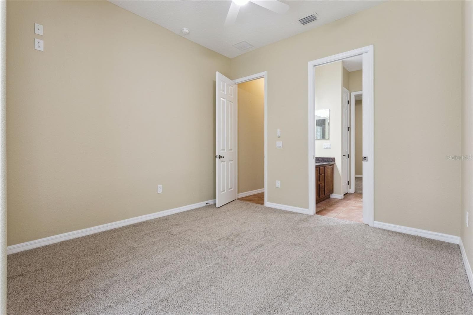 Single Family Residence at 949 HAWK LNDG, FRUITLAND PARK, photo 30 of 63