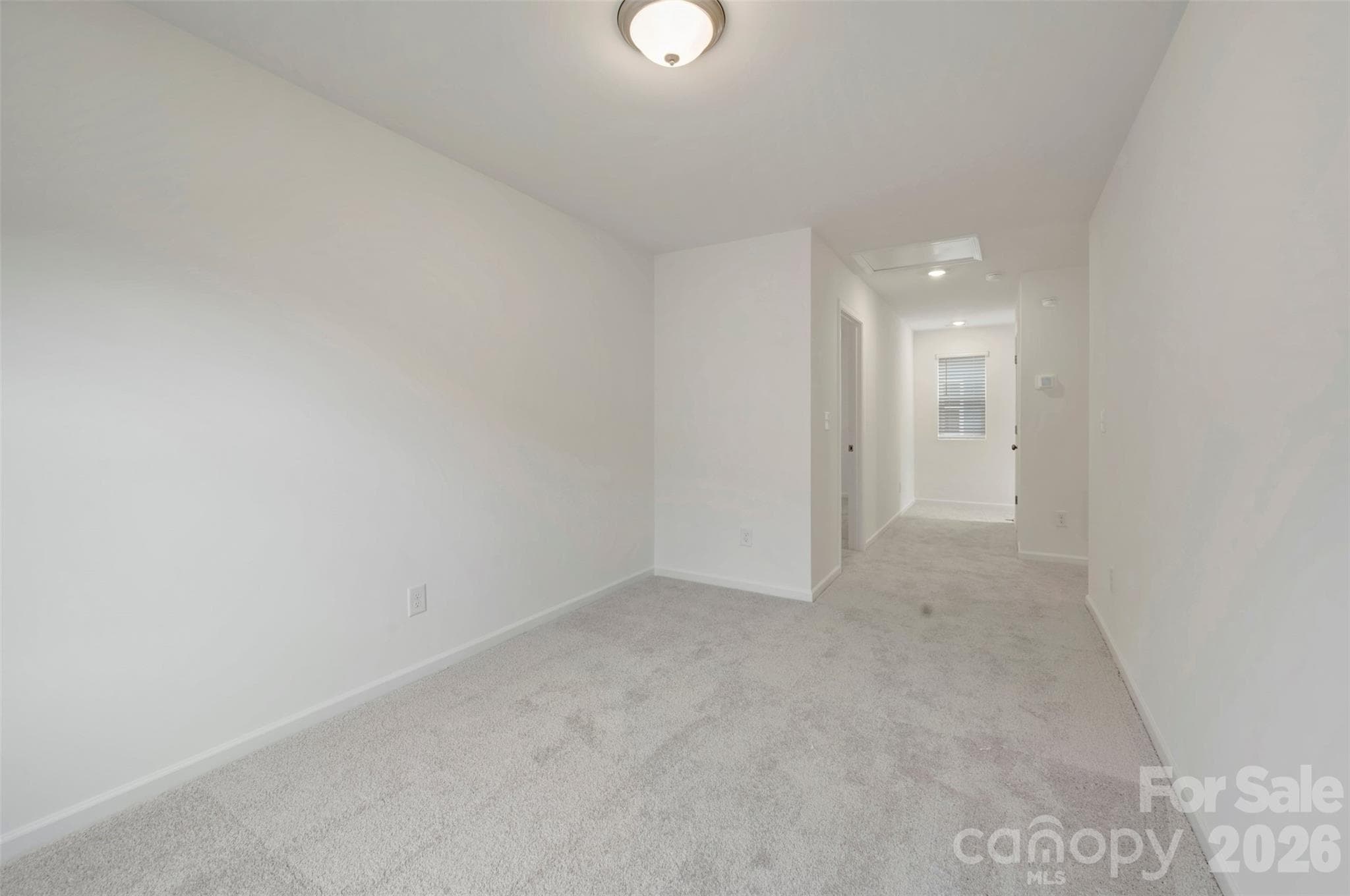 Loft - 1529 Kate Cecil Way, York
