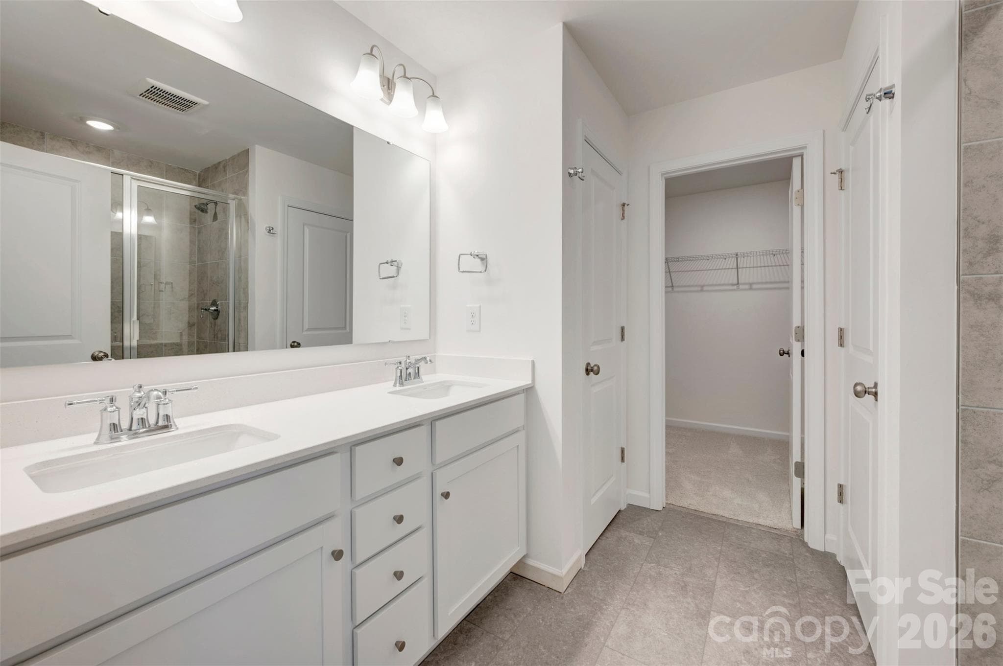 Owner's suite - 1529 Kate Cecil Way, York