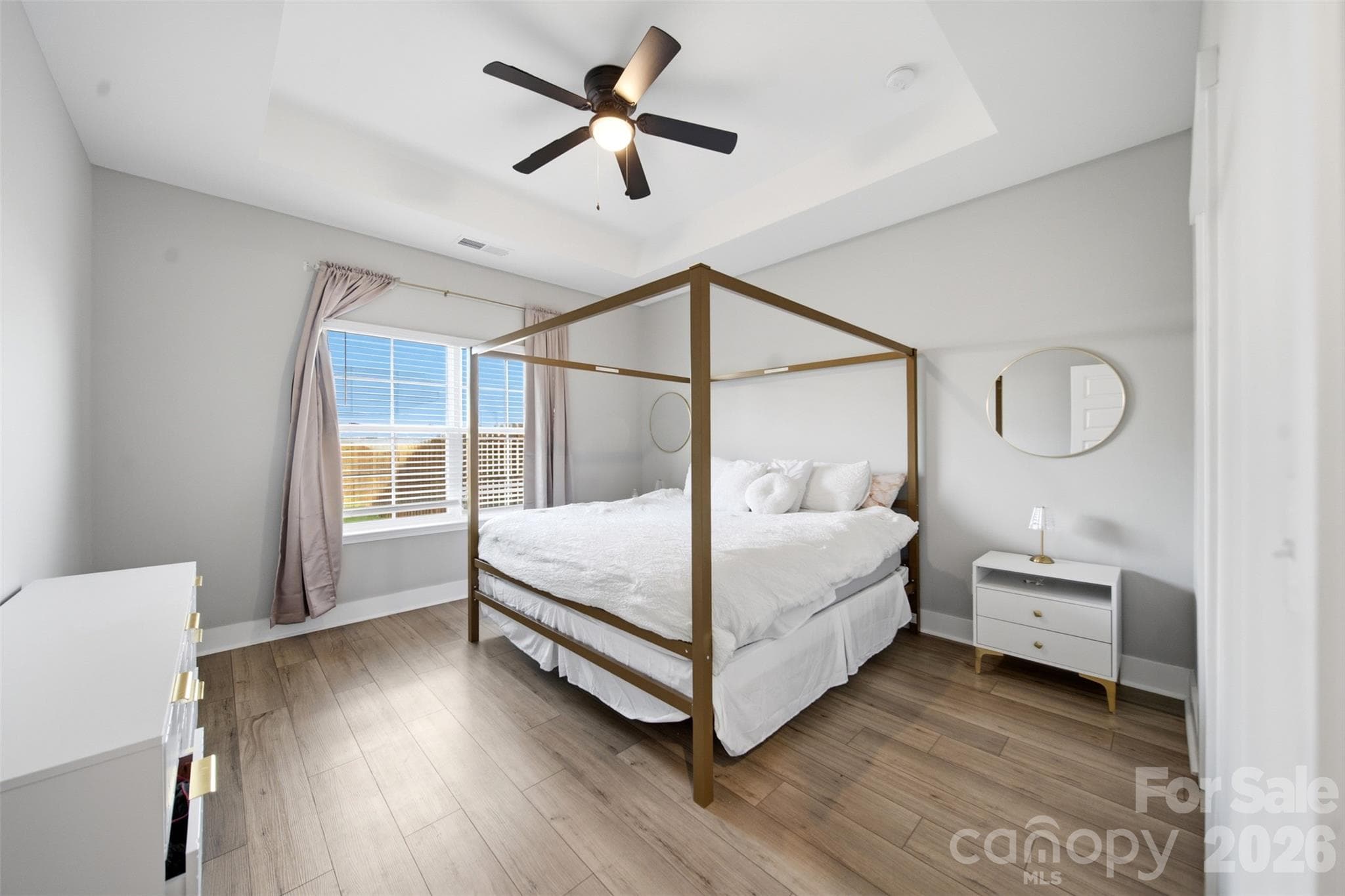 Single Family Residence at 585 Ludlow Lane, Columbia, photo 9 of 14
